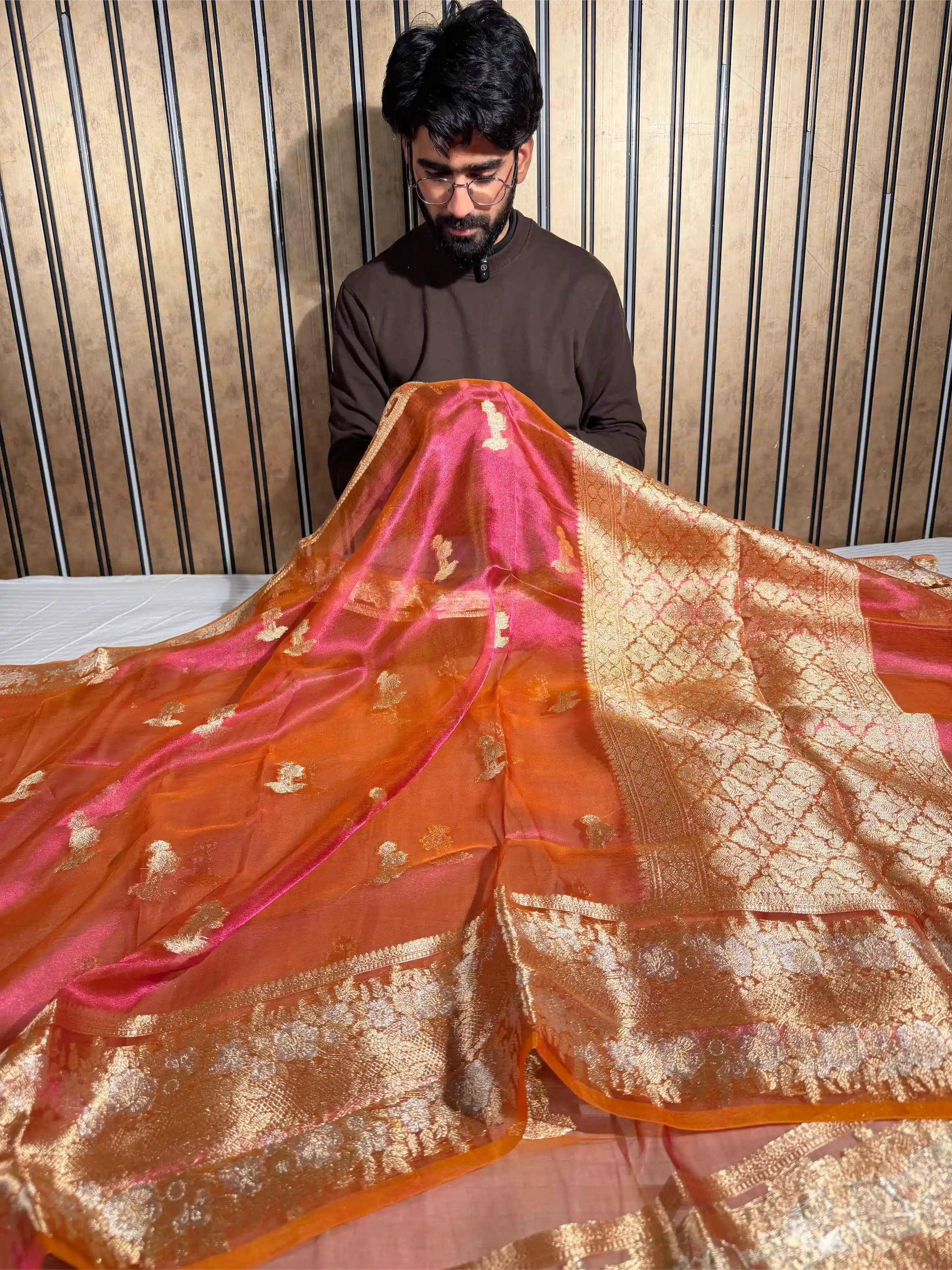 Dual Shaded Rani Orange 100% Pure Tissue Silk Jacquard Weave Banarasi Saree