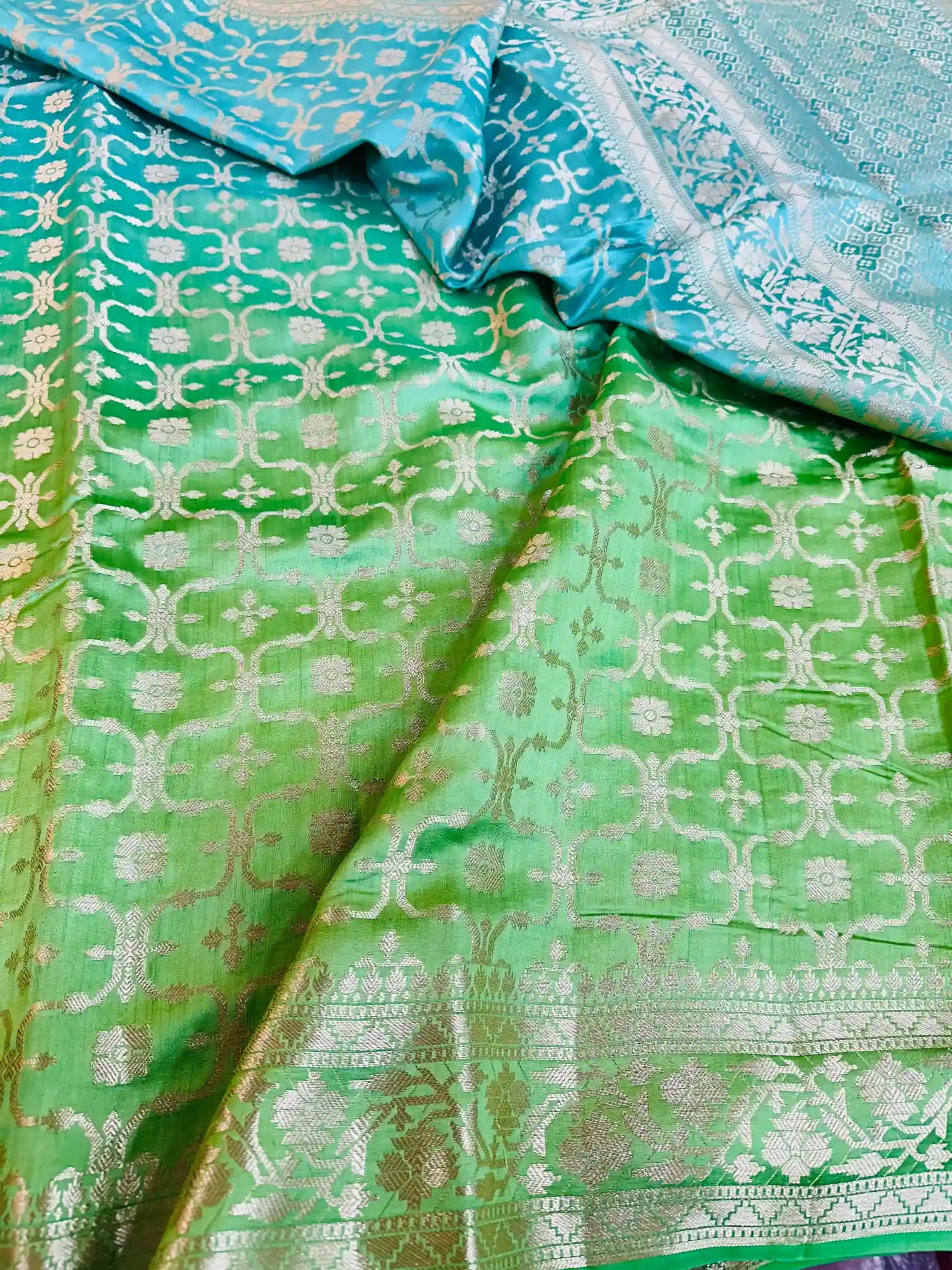 Dual Green Handbrush Dyed Pure Chiniya Silk Banarasi Saree