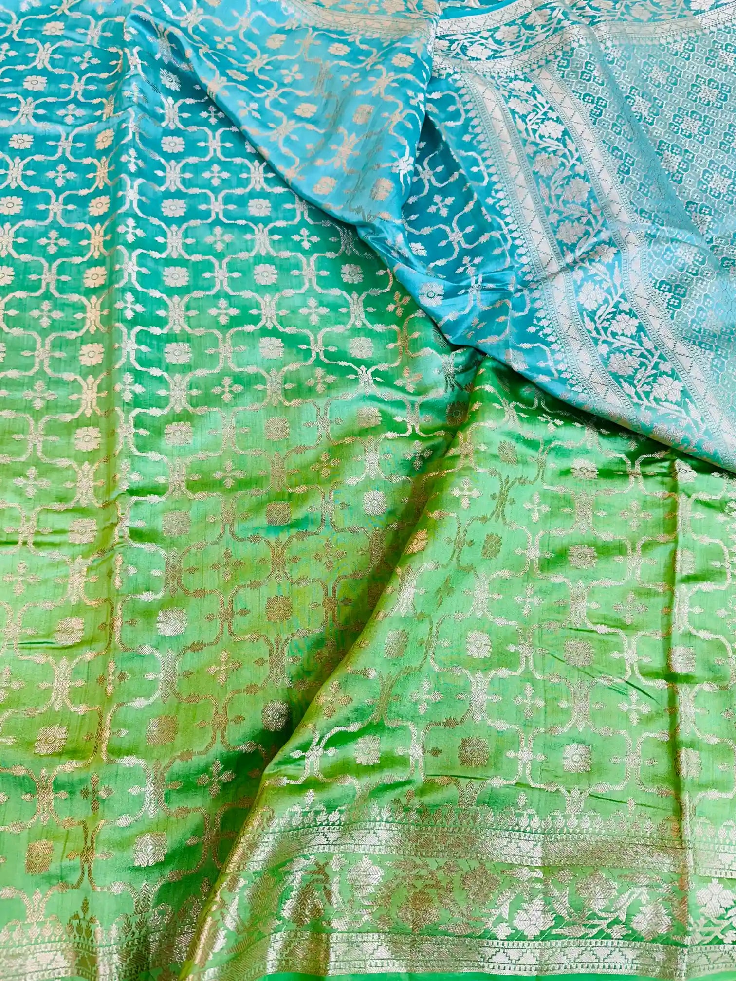 Dual Green Handbrush Dyed Pure Chiniya Silk Banarasi Saree