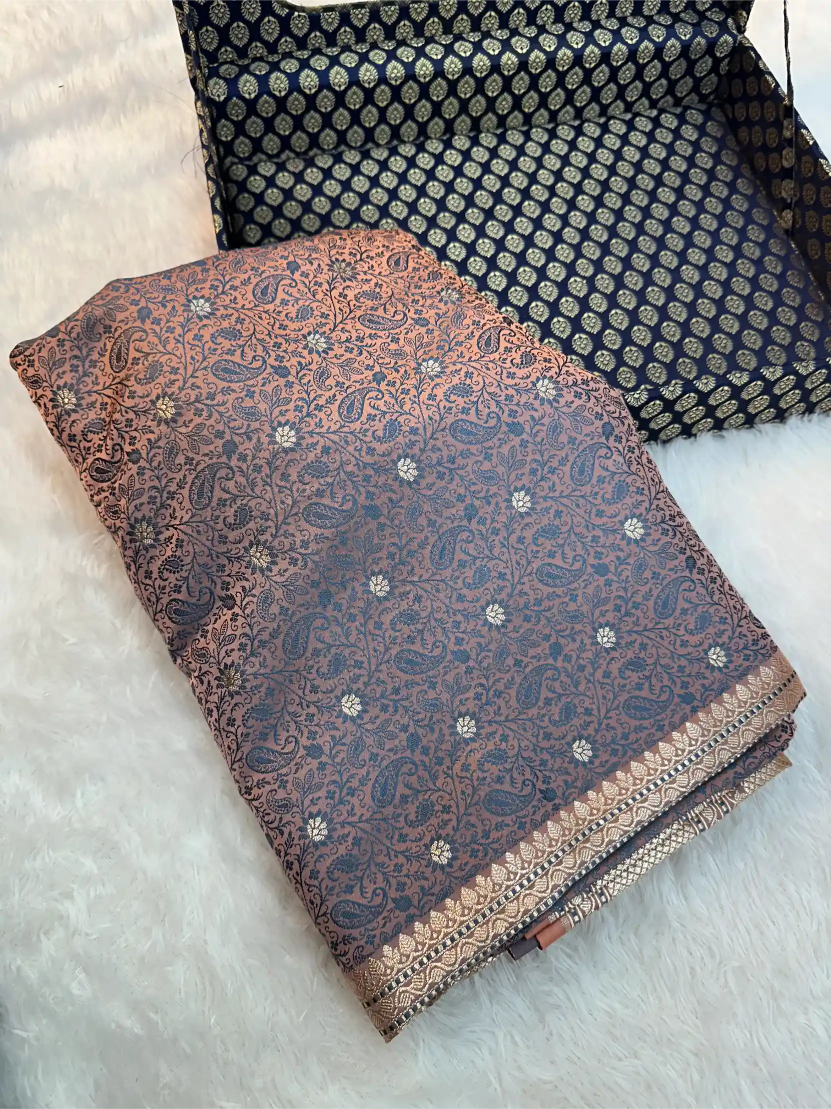 Dual Shaded Mashru Katan Silk Intricate Tanchui Weave Banarasi Saree