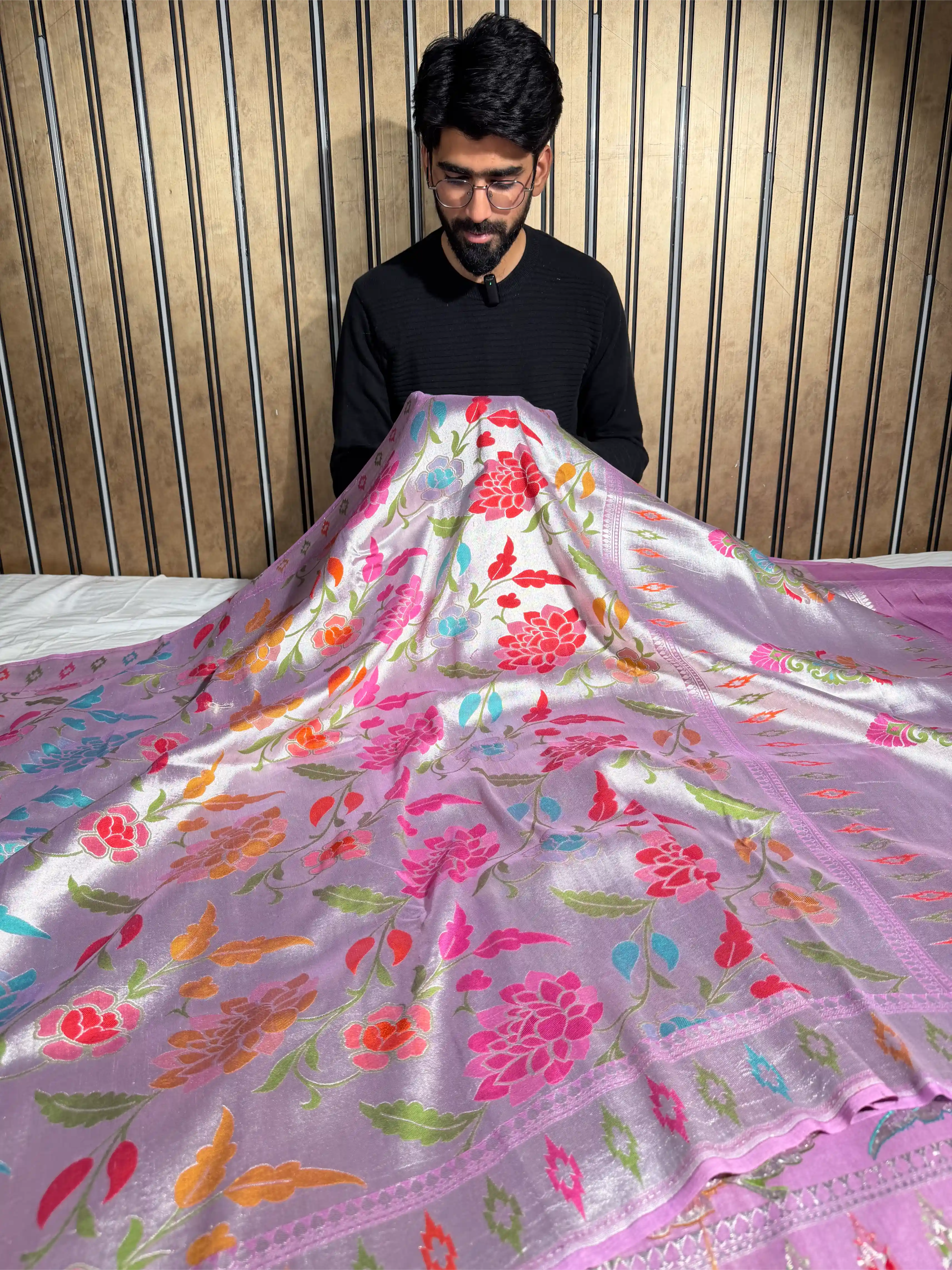 Dusty Lavender Pure Tussar Georgette Handwoven Masterpiece Banarasi Saree