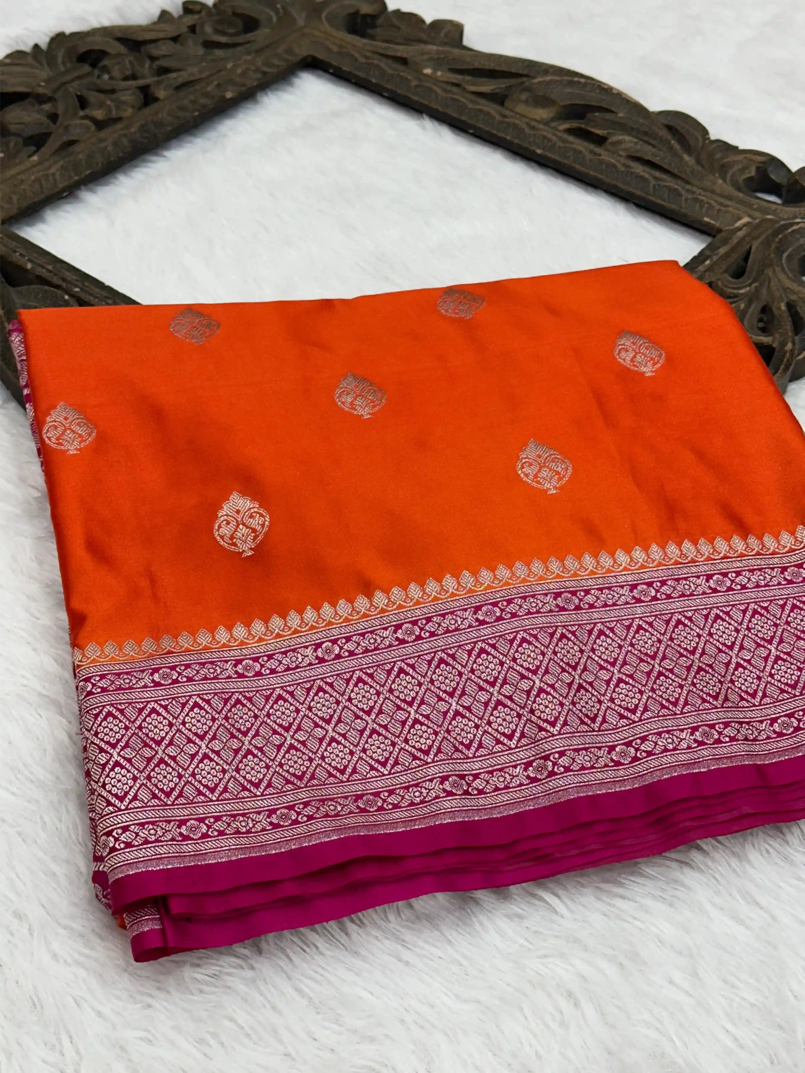 Eccentric Orange Shade Mashru Katan Silk Traditional Banarasi Saree with Contrast Rani Shade