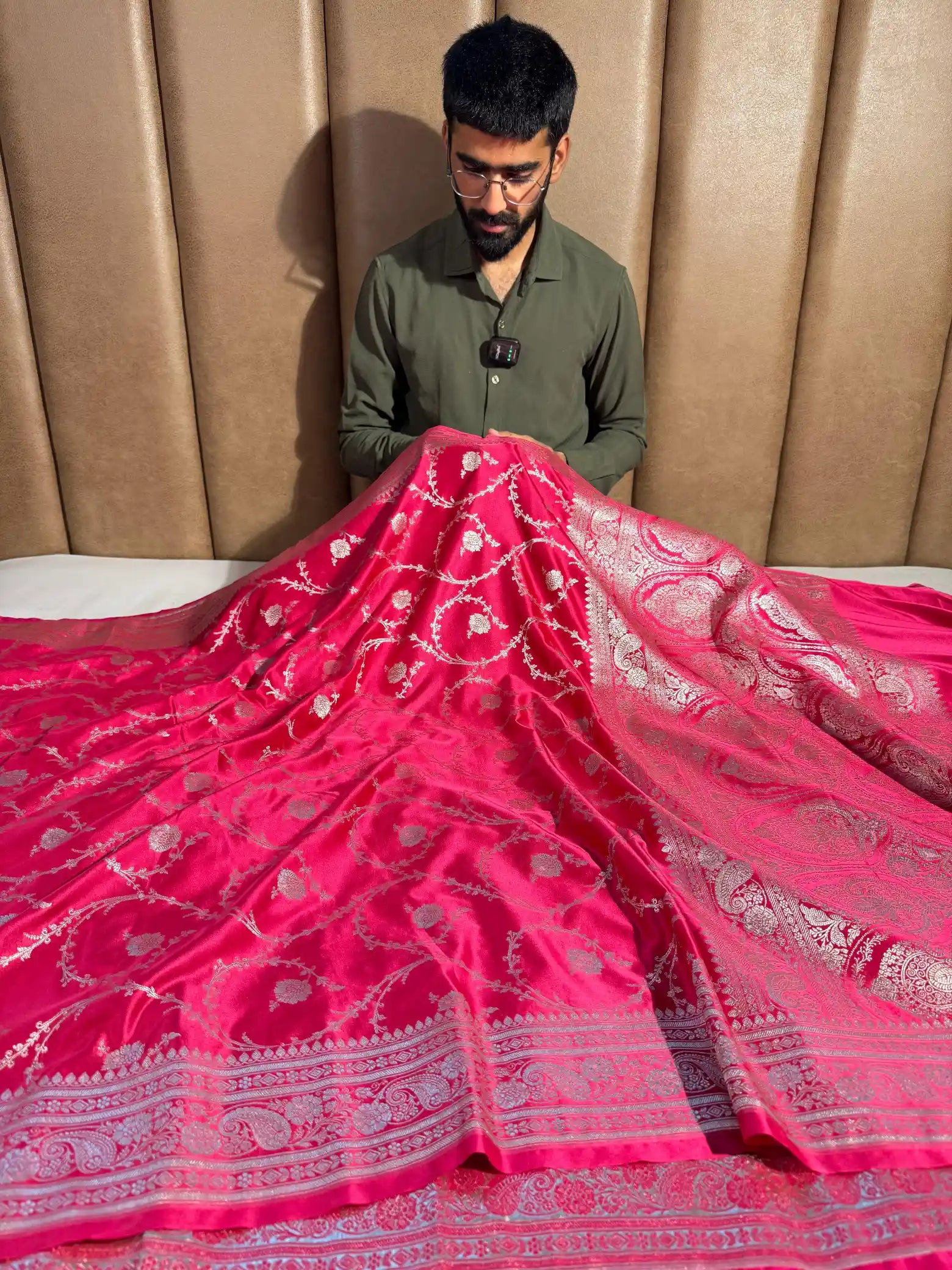 Eccentric Rani Pink Shade Mashru Katan Silk Banarasi Saree in Floral Intricate Weave