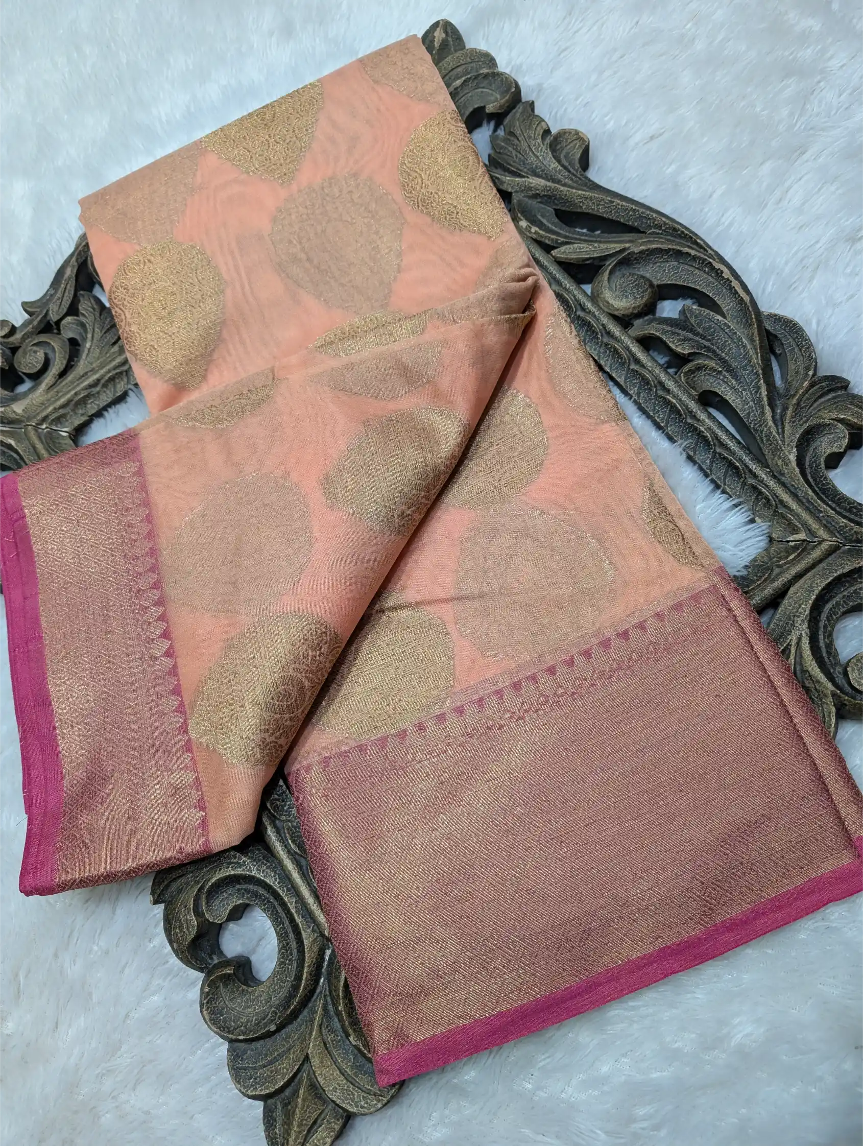 Eccentric Soft Silk Jacquard Weave Banarasi Saree