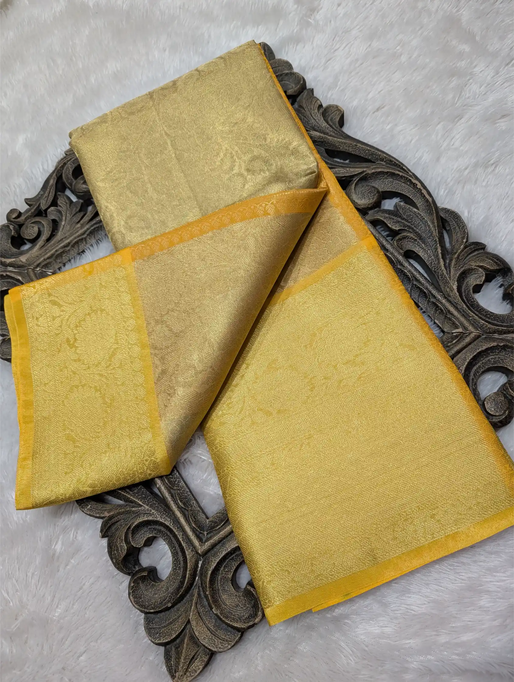 Eccentric Soft Silk Jacquard Weave Banarasi Saree