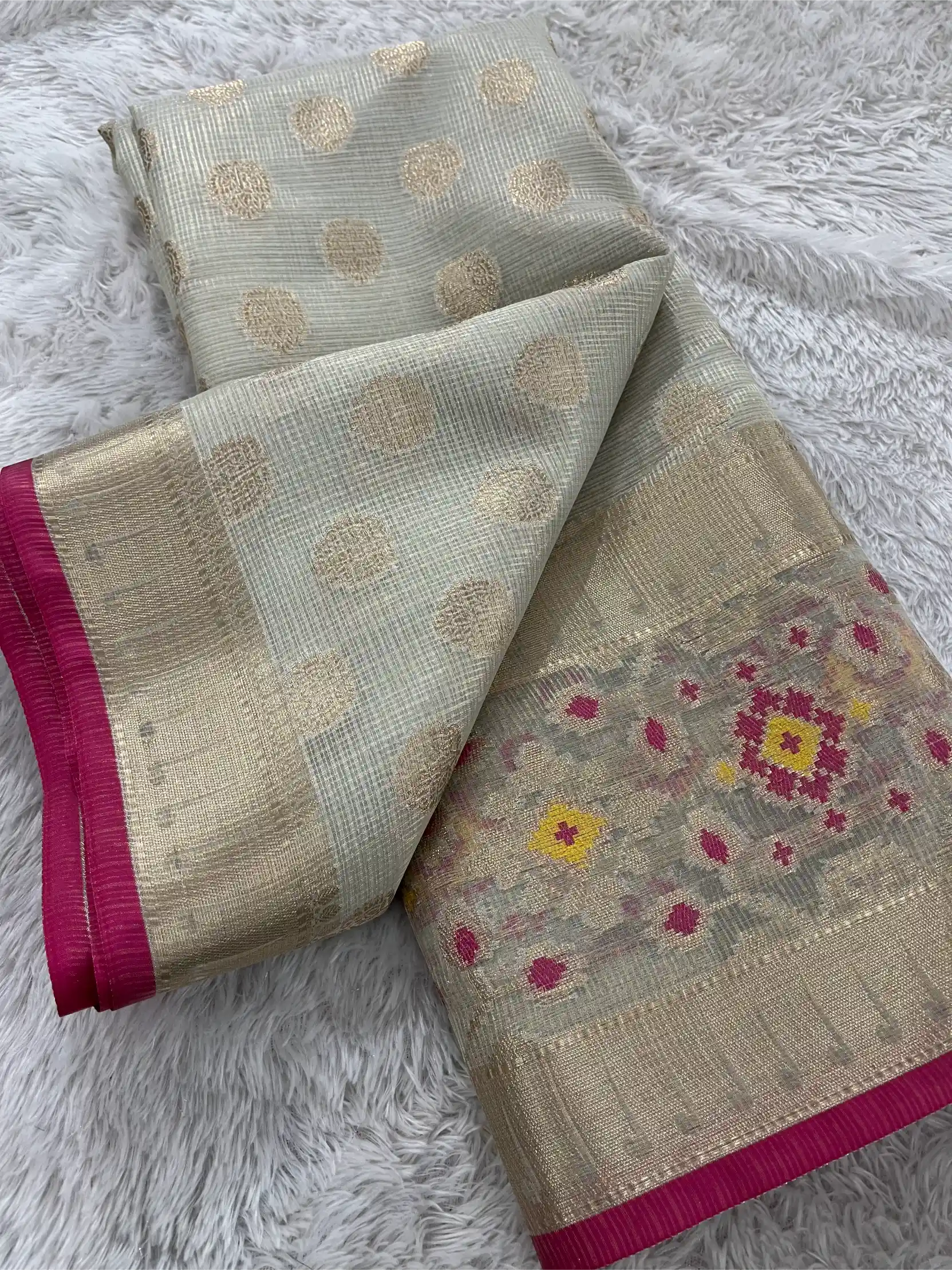 Eccentric Tissue Silk Meenakari Weave Banarasi Saree