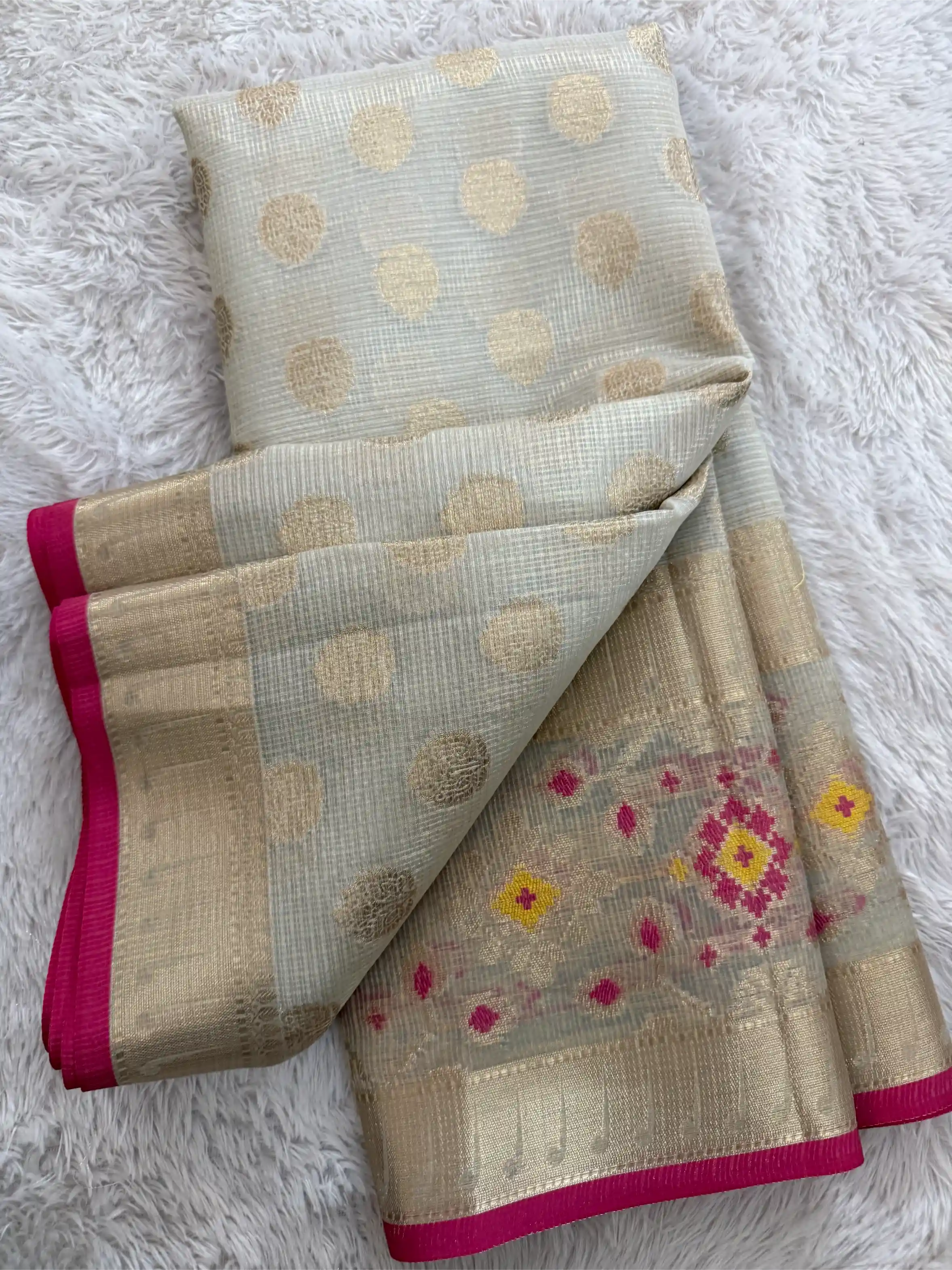 Eccentric Tissue Silk Meenakari Weave Banarasi Saree