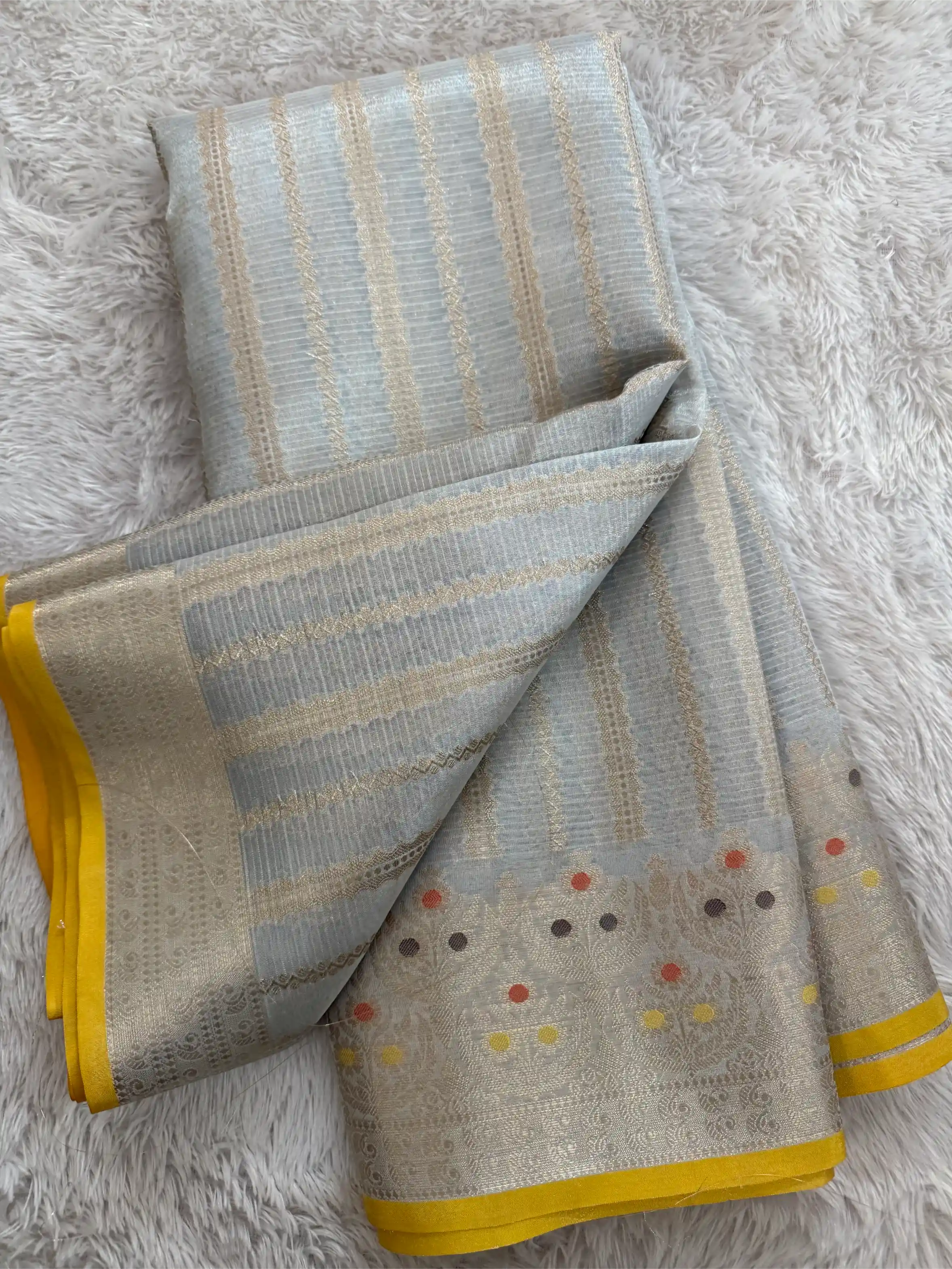 Eccentric Tissue Silk Meenakari Weave Banarasi Saree