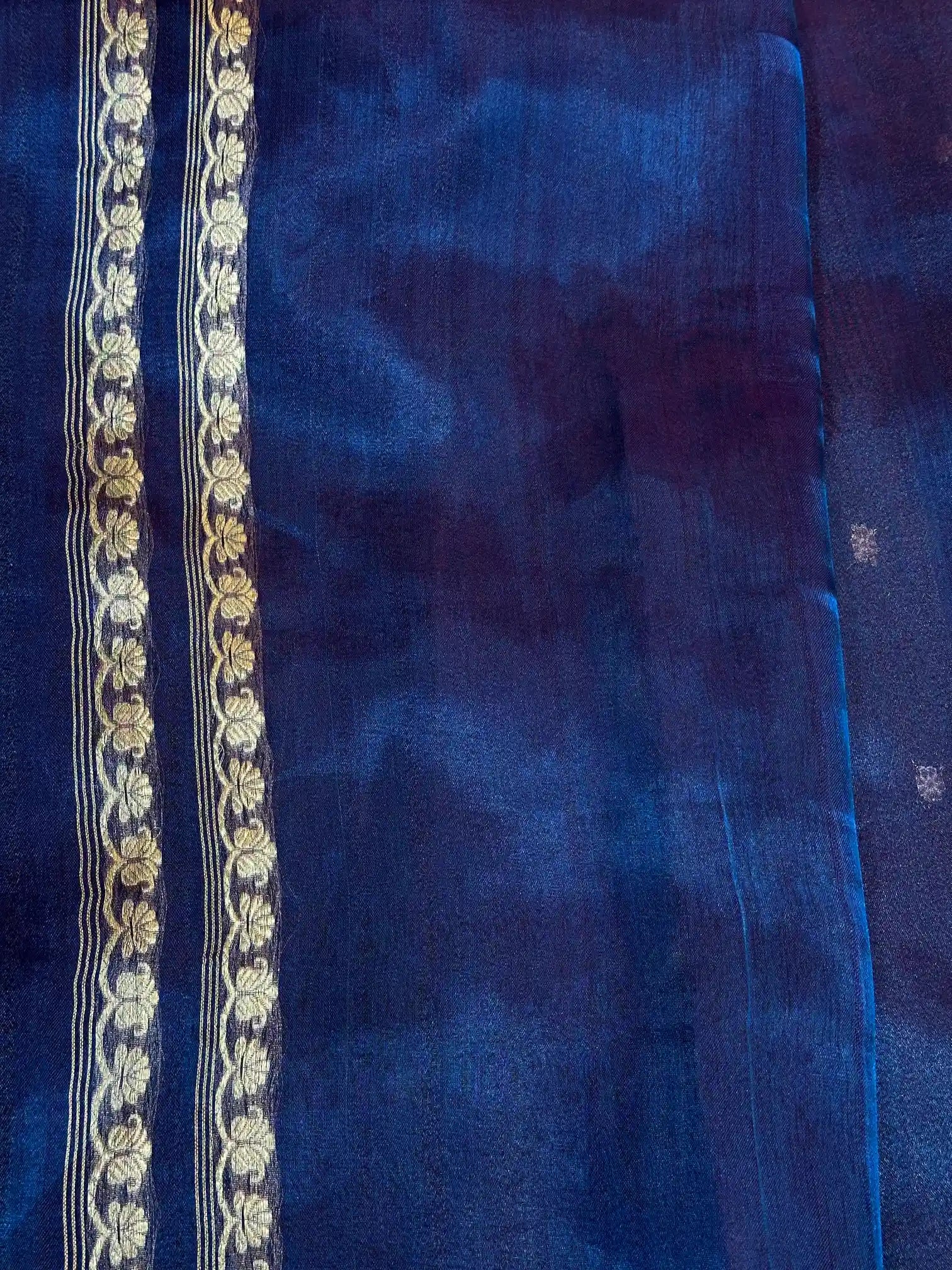Emerald Blue Handwoven Pure Tissue Silk Saree