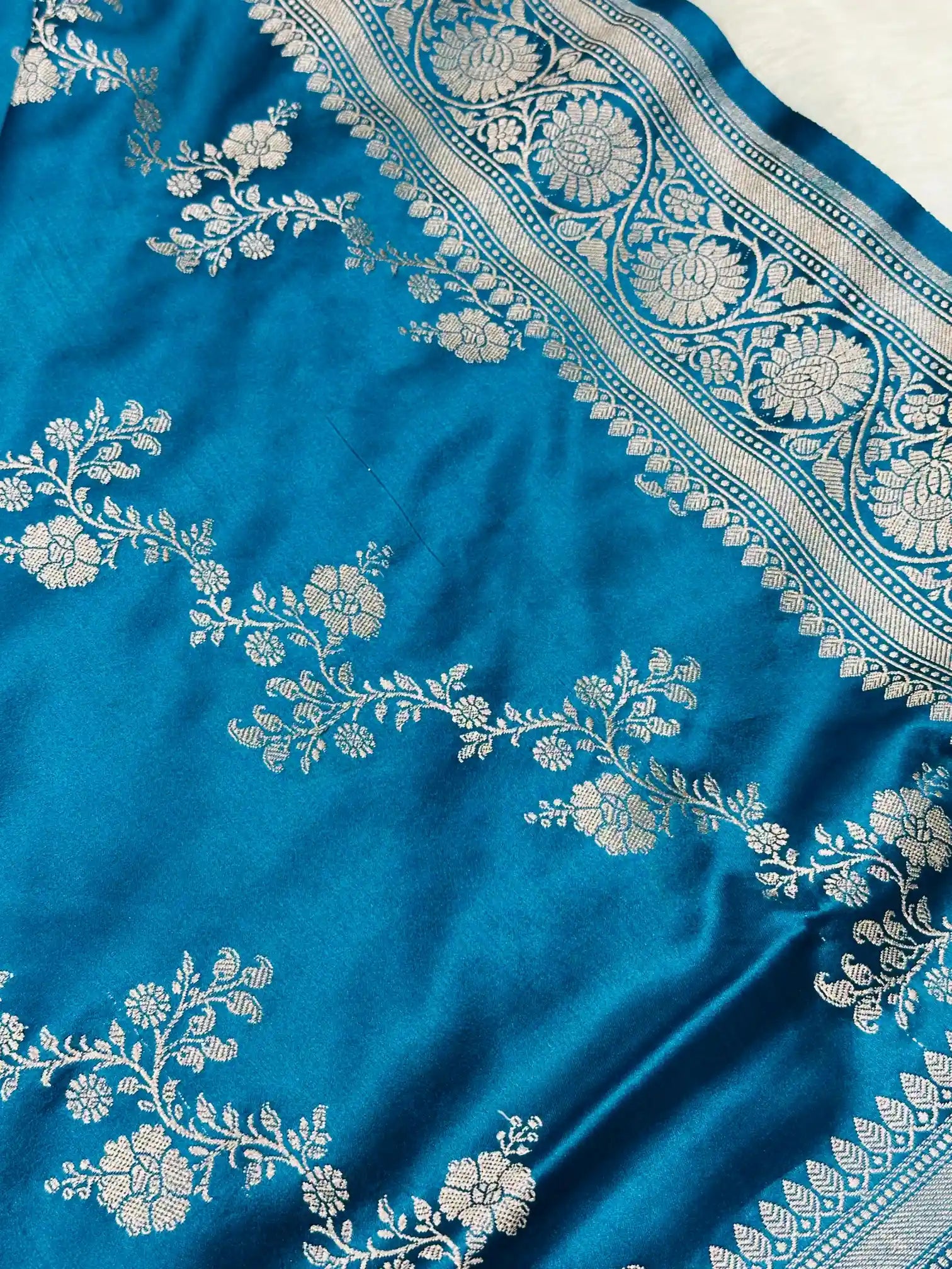 Emerald Blue Mashru Silk Intricate Floral Banarasi Saree