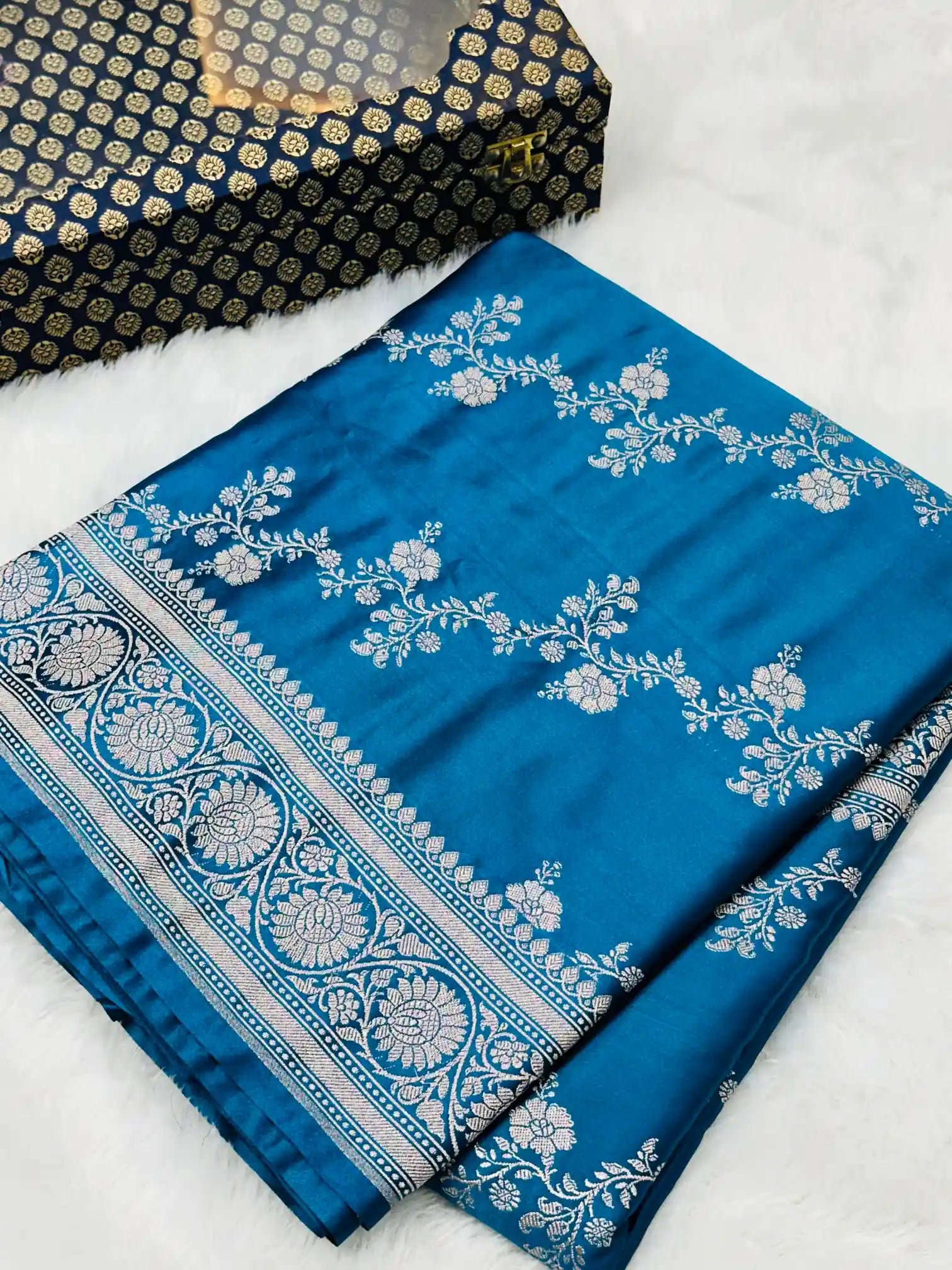 Emerald Blue Mashru Silk Intricate Floral Banarasi Saree