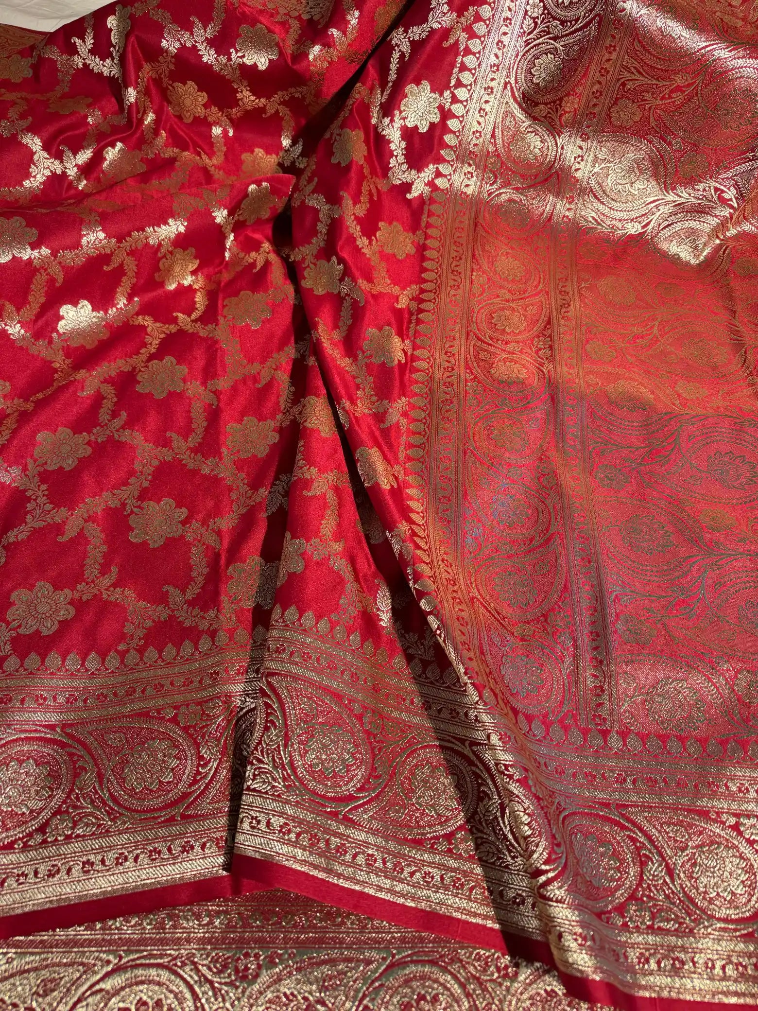 Eye Soothing Bridal Red Satin Silk Banarasi Saree