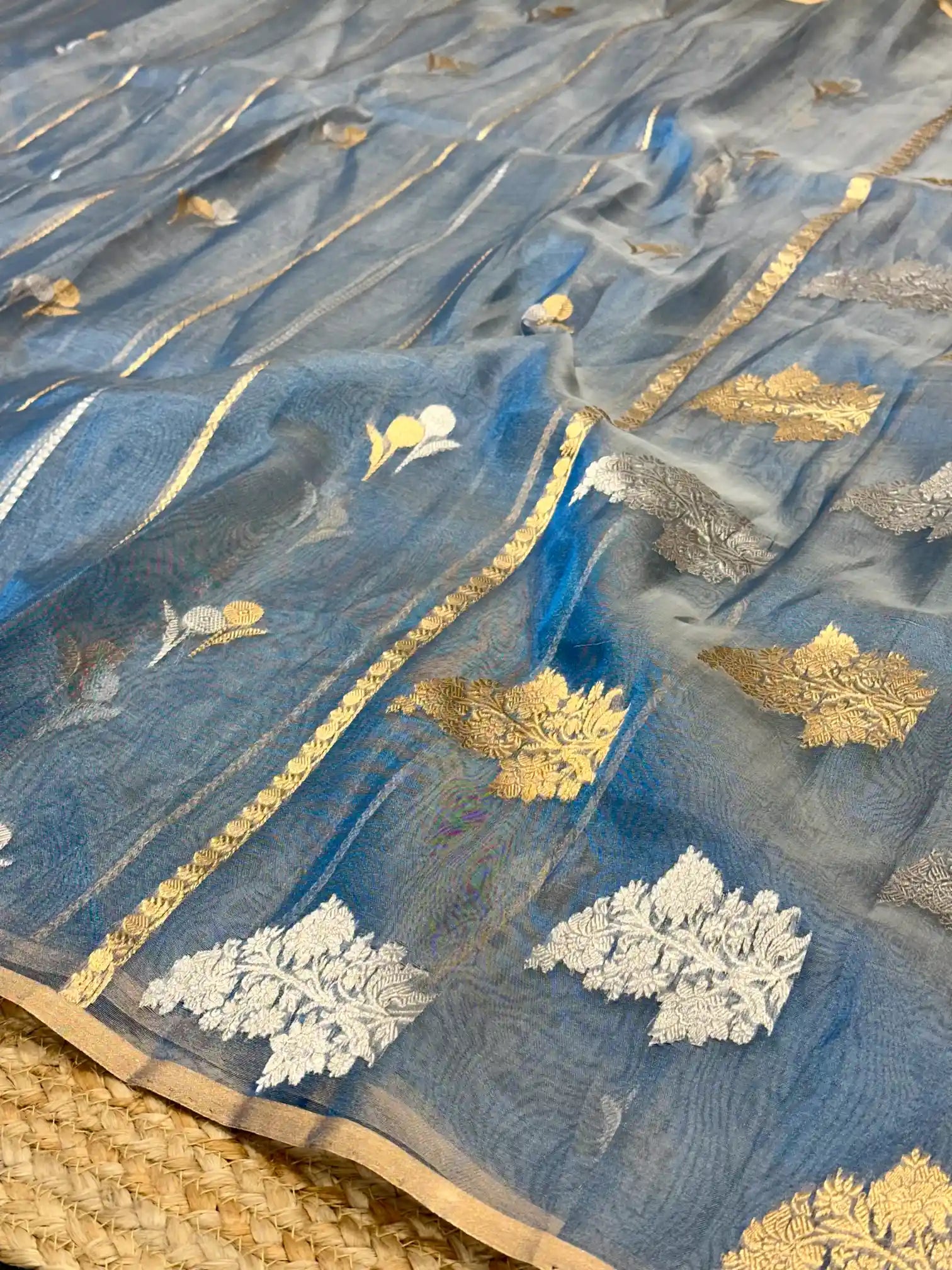 Firozi Blue Handwoven Pure Tissue Silk Banarasi Saree