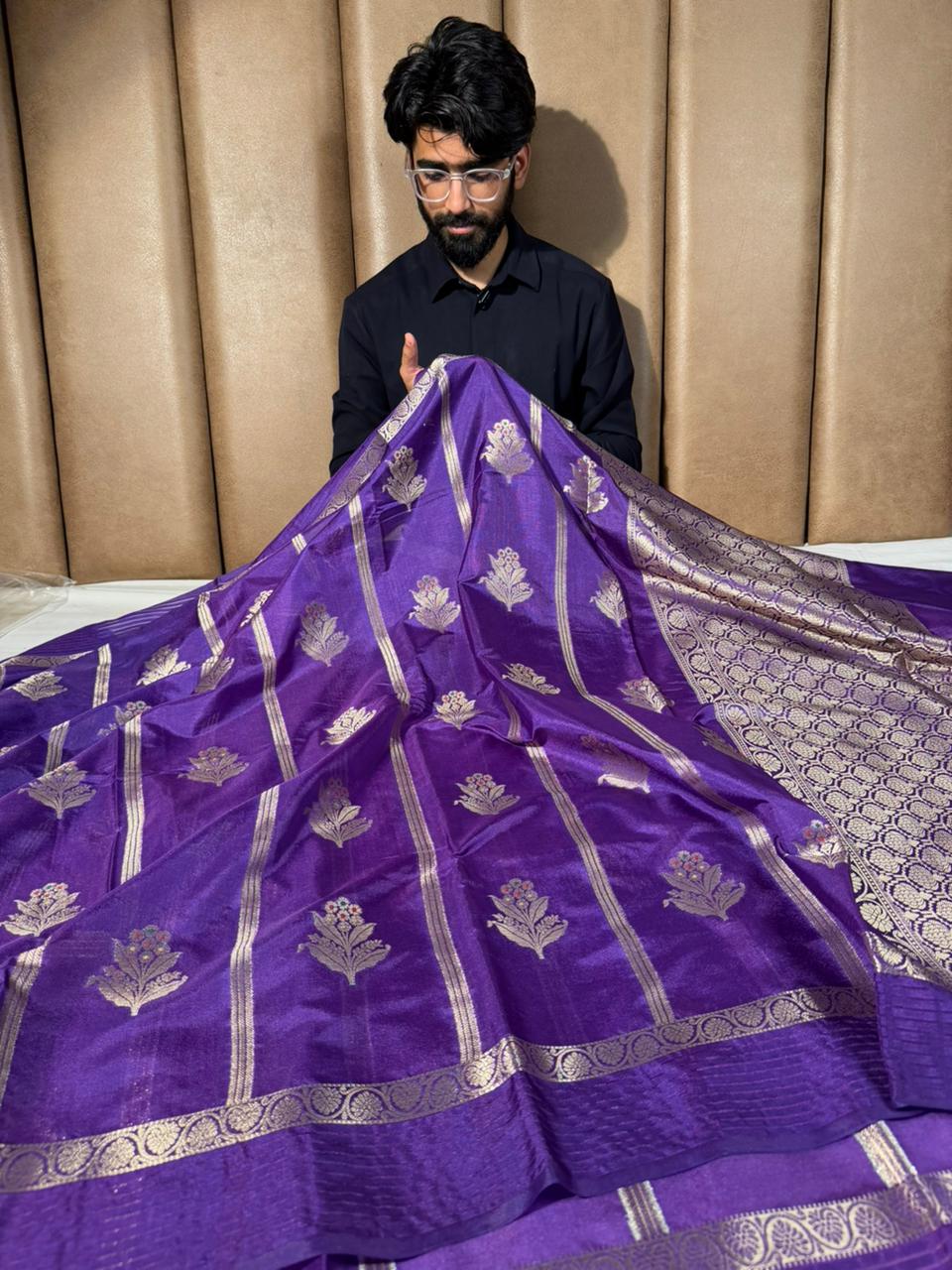 Light Purple Traditional Chinia Silk Banarasi Saree