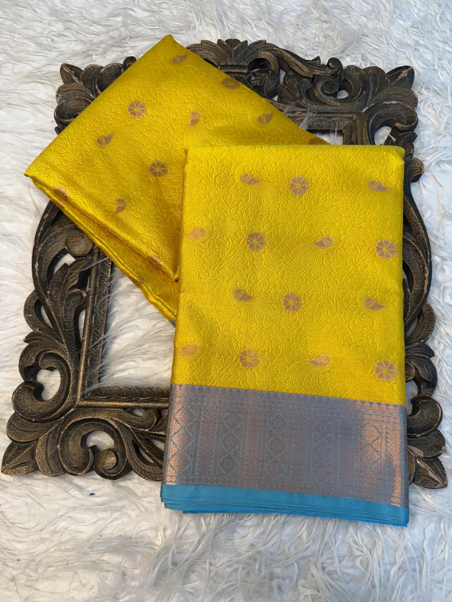 Traditional Weave Softsilk Banarasi Saree
