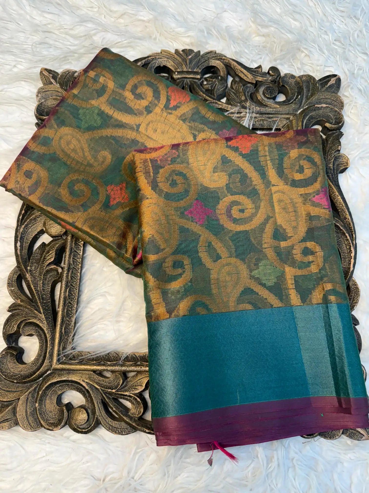 Contemporary Weave Softsilk Heritage Banarasi Saree