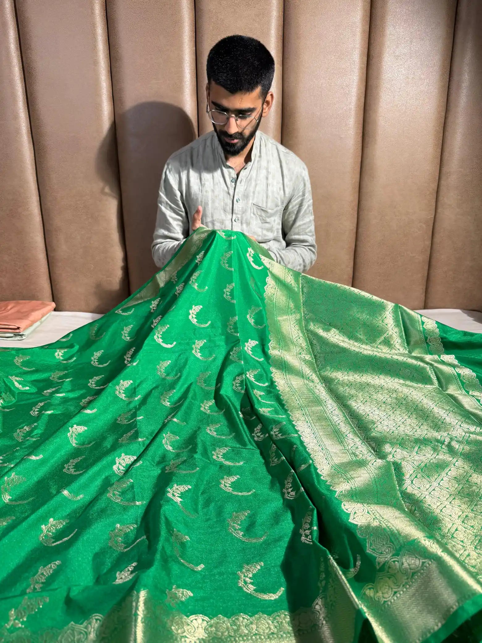 Green Chinia Silk Simplistic Design Banarasi Saree