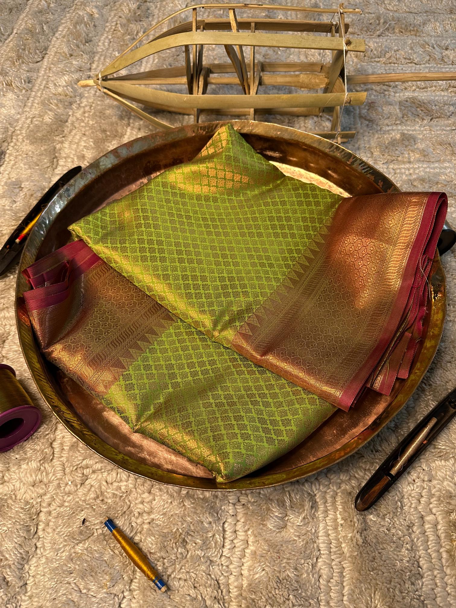 Eccentric Weave Softsilk Traditional Banarasi Saree