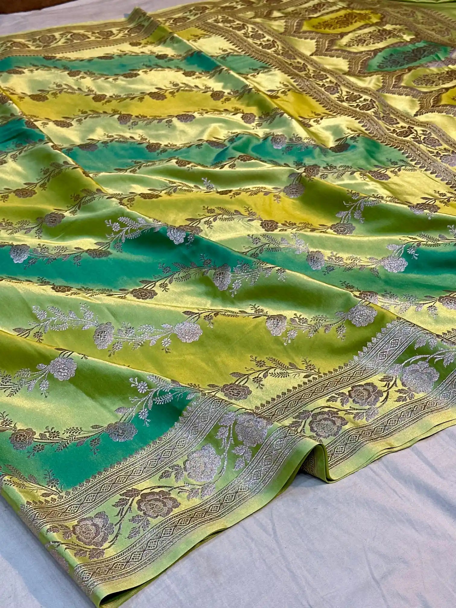Handbrush Dyed Mashru Silk Banarasi Saree in Leheriya