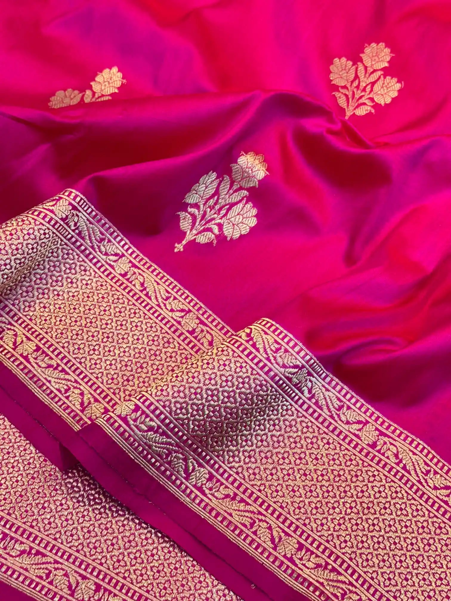 Handweaved Pure Katan Eccentric Banarasi Saree