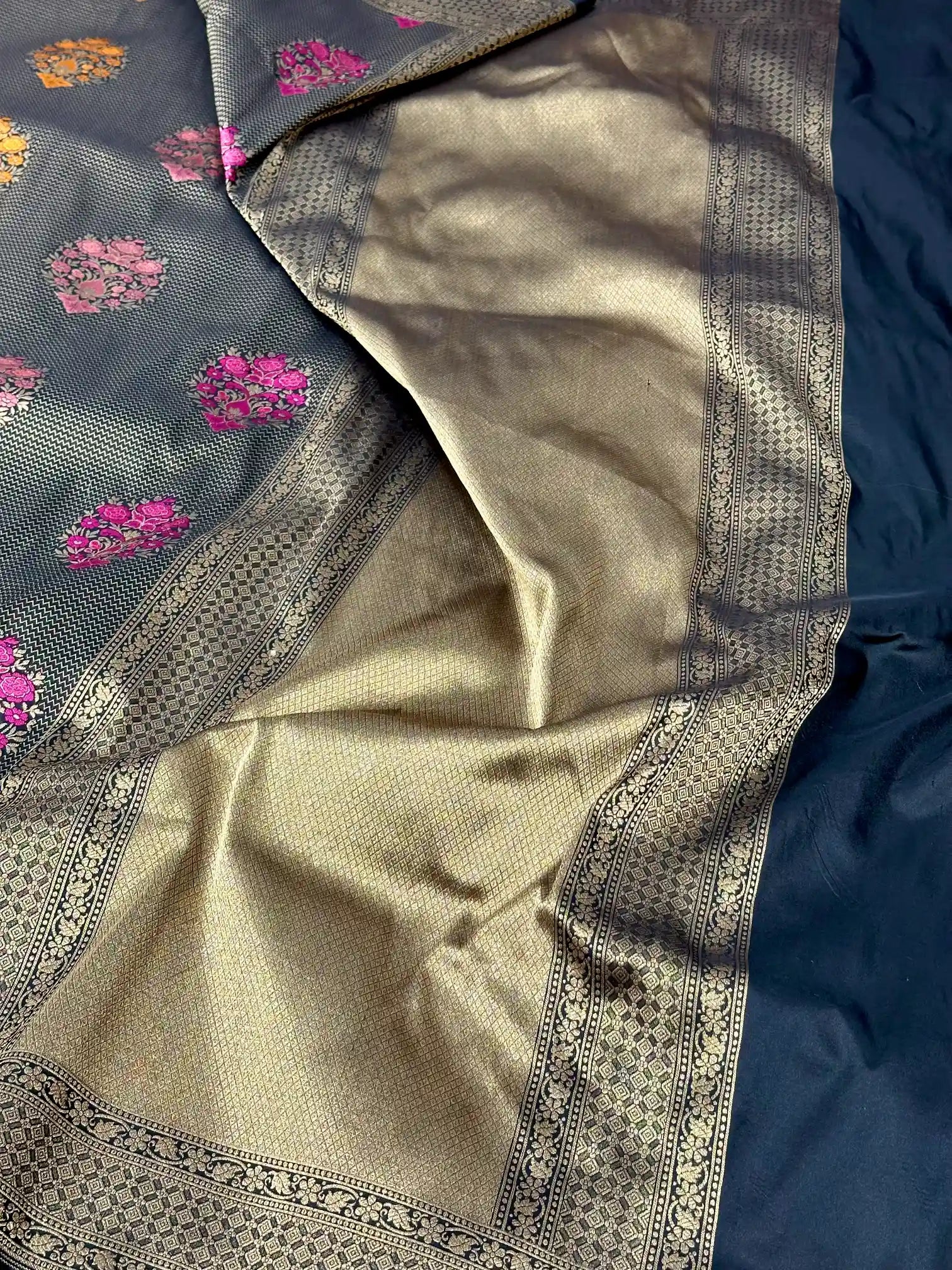 Intricate Brocade Weave Pure Katan Silk Banarasi saree