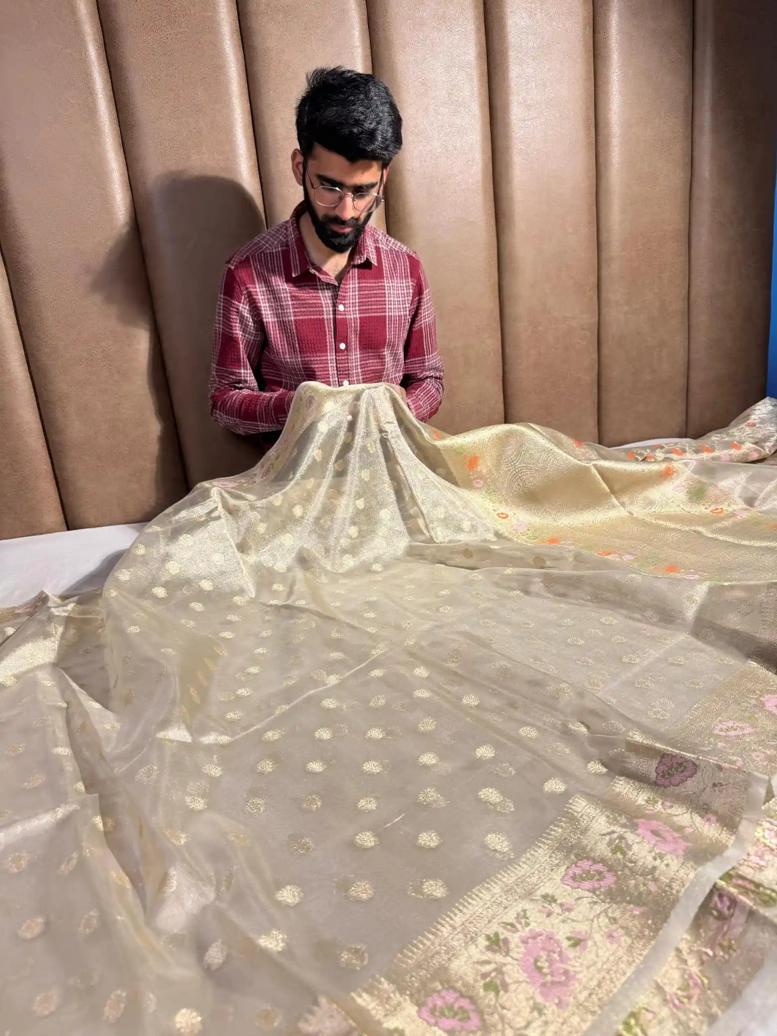 Ivory Gold Tissue Silk Zari Buti Weave Banarasi Saree