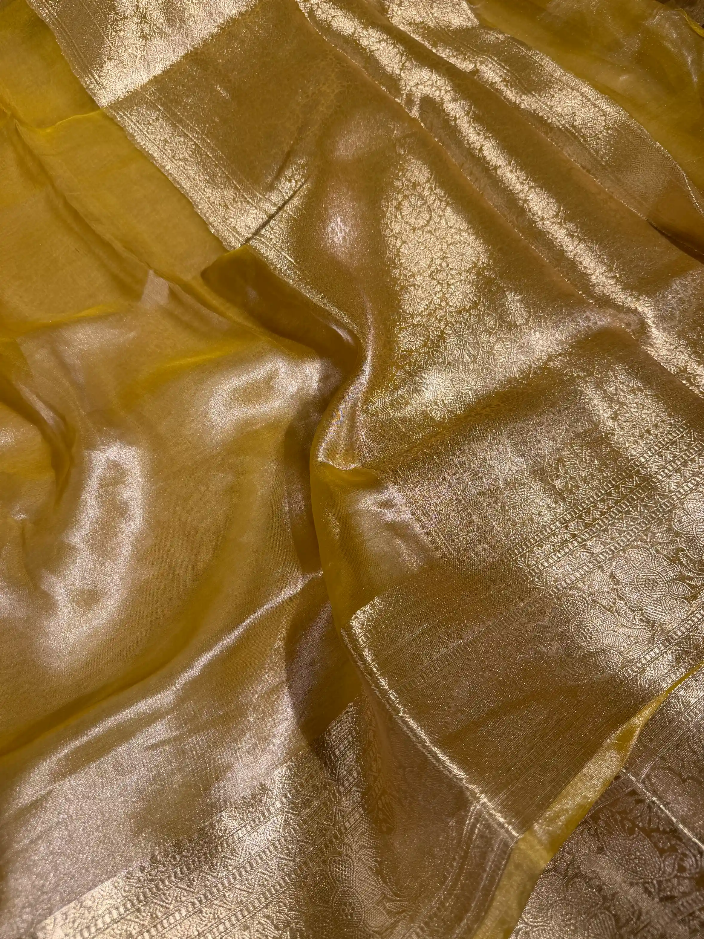 Jhanvi Ma’am Inspired Pure Tissue Silk Banarasi Saree