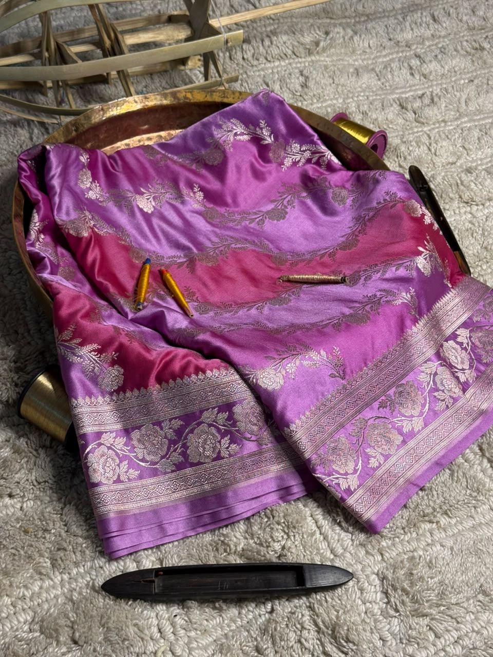 Handbrush Dyed Mashru Silk Leheriya Weave Banarasi Saree
