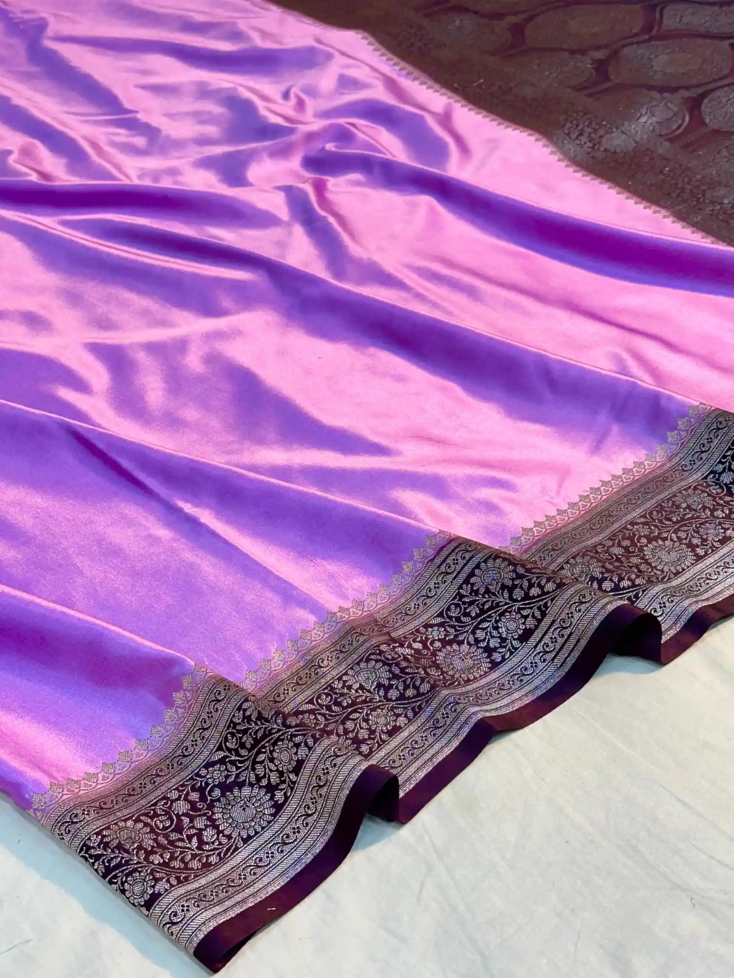 Lavender Contrast Mashru Silk Exclusive Banarasi Saree