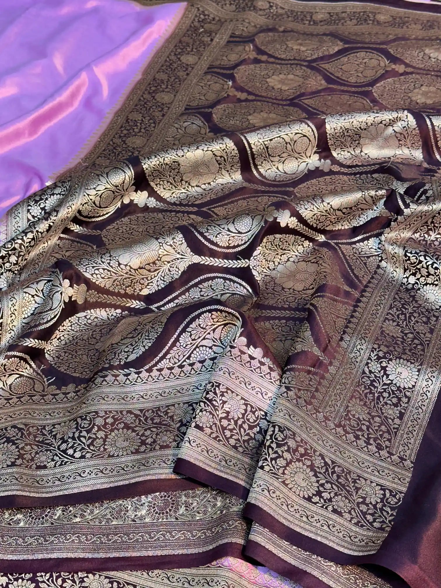 Lavender Contrast Mashru Silk Exclusive Banarasi Saree