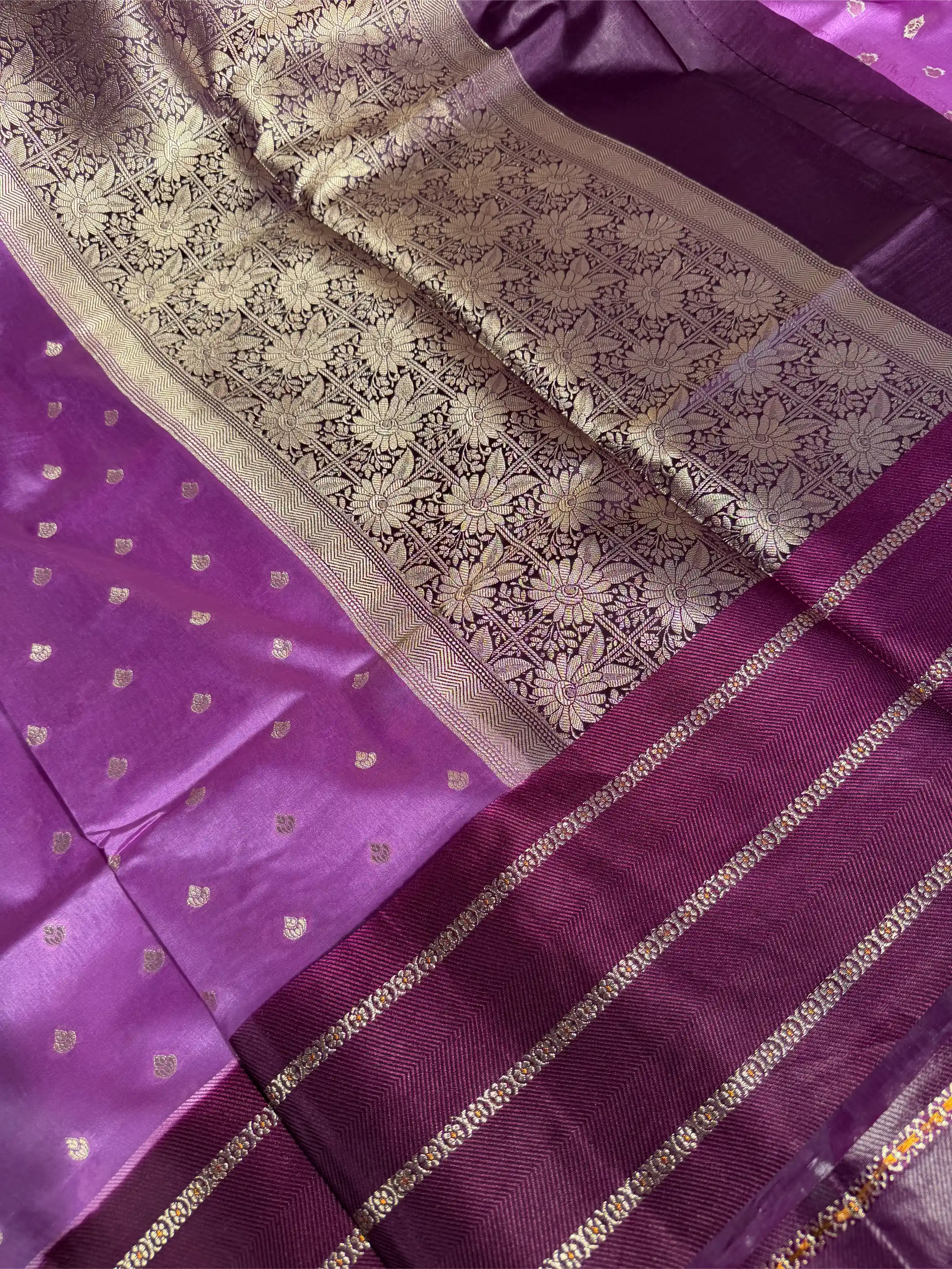 Lavender Contrast Raw Dupion Silk Banarasi Saree