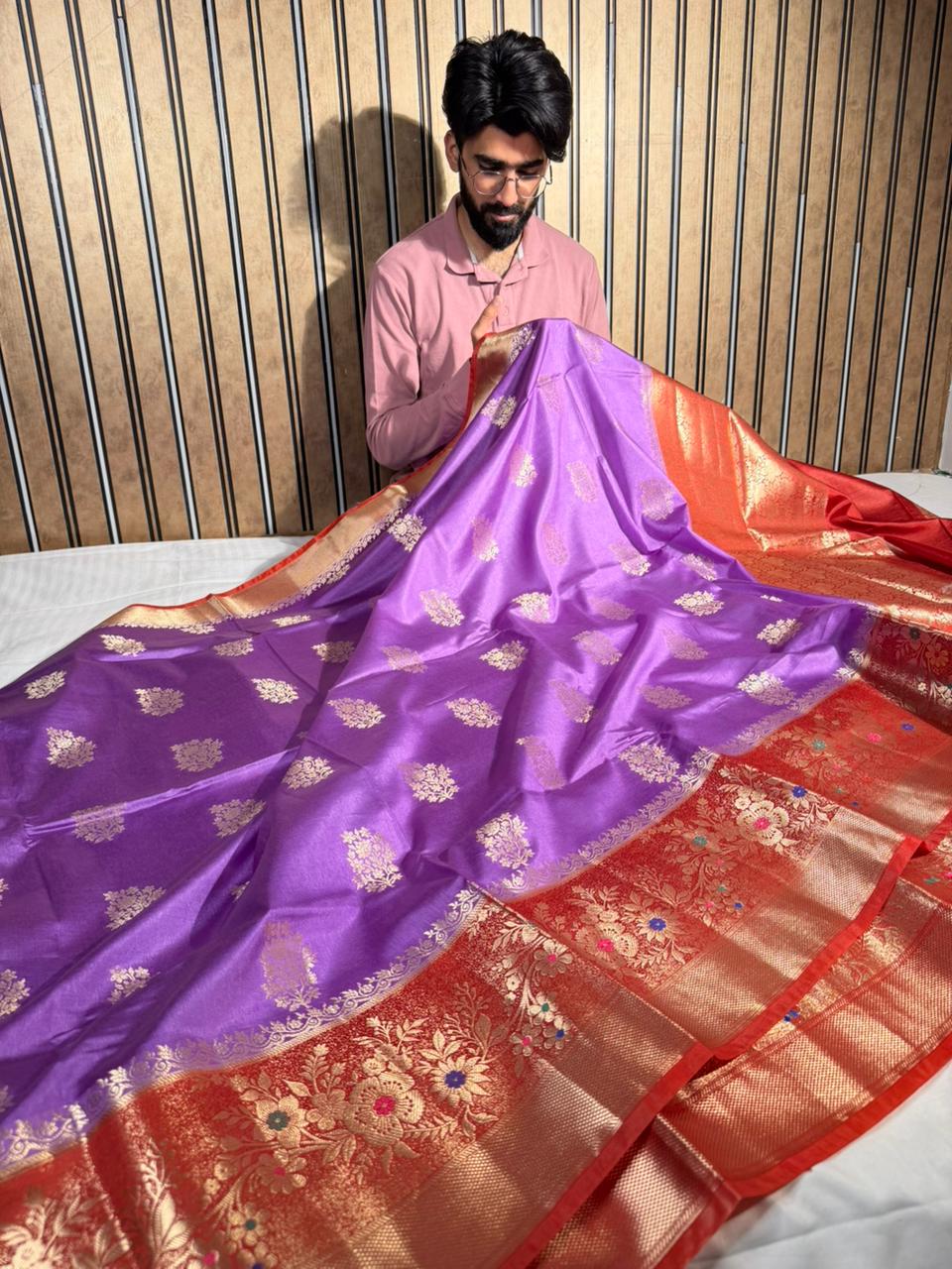Lavender Red Shade Premium Raw Dupion Silk Banarasi Saree