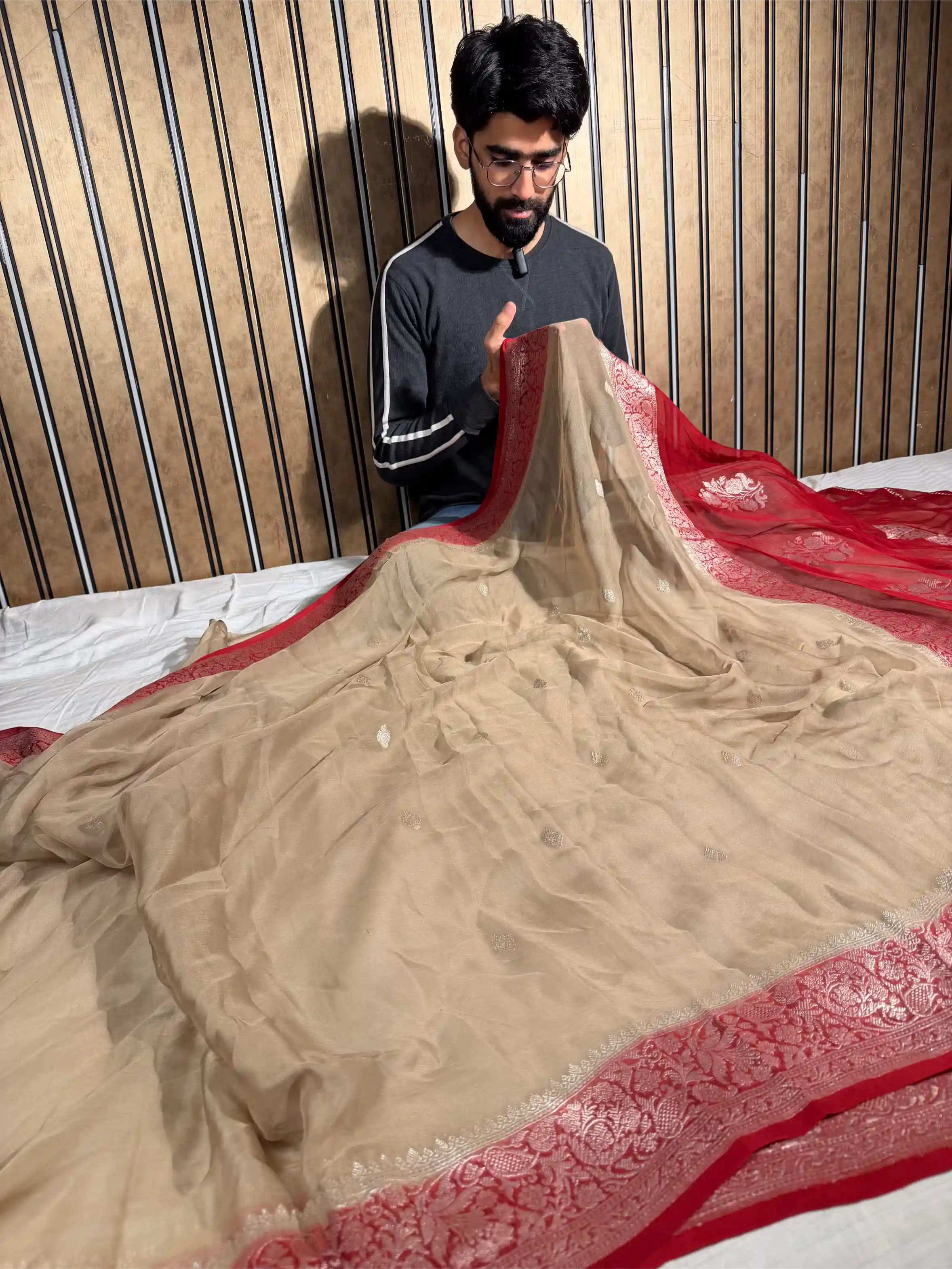 Light Beige Pure Khaddi Chiffon Silk Handwoven Banarasi Saree