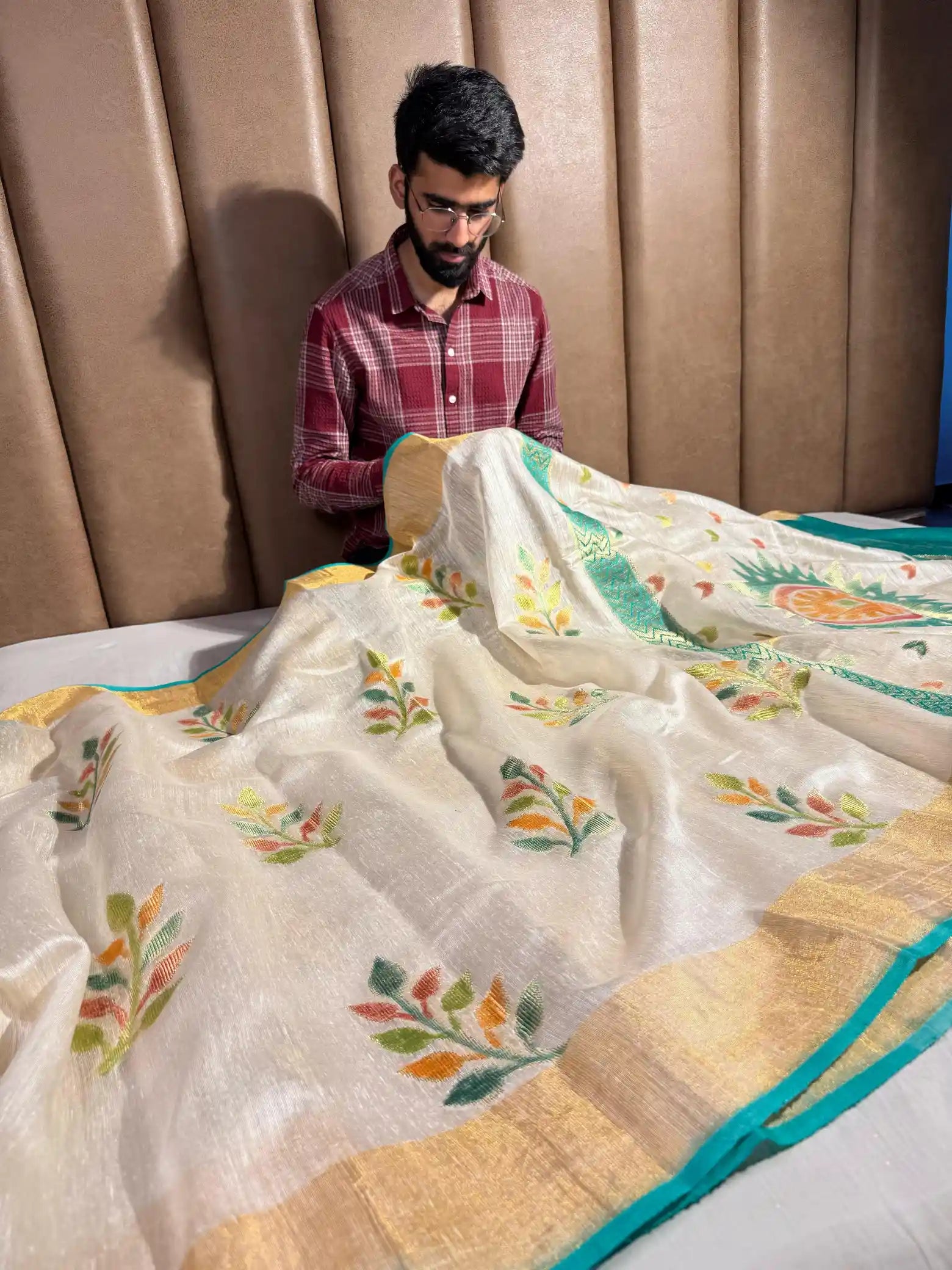 Light Beige Subtle Shade Pure Matka Silk Banarasi Saree