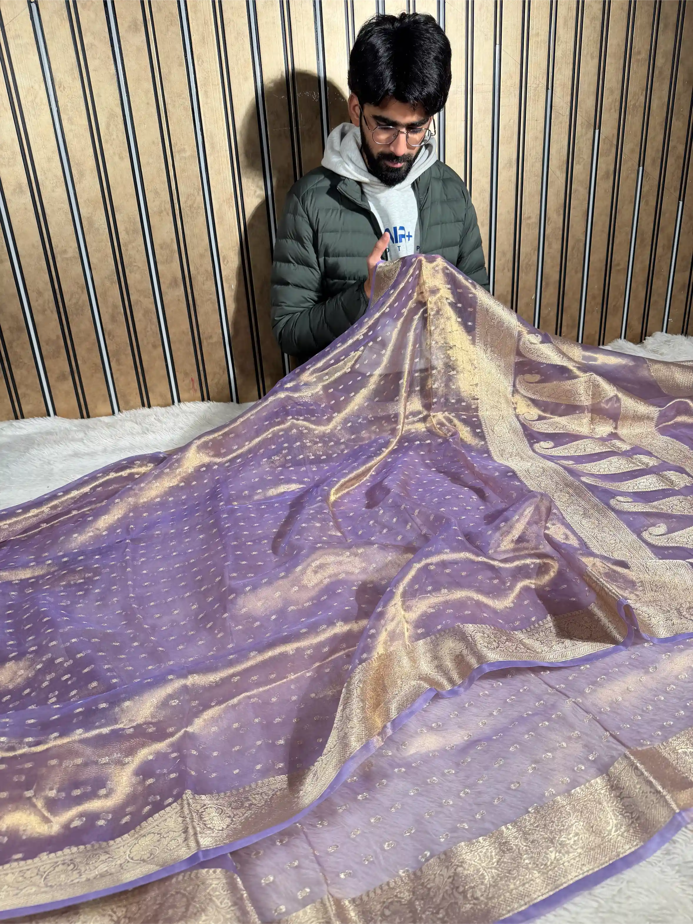 Light Lavender Pure Tissue Silk Eccentric Banarasi Saree