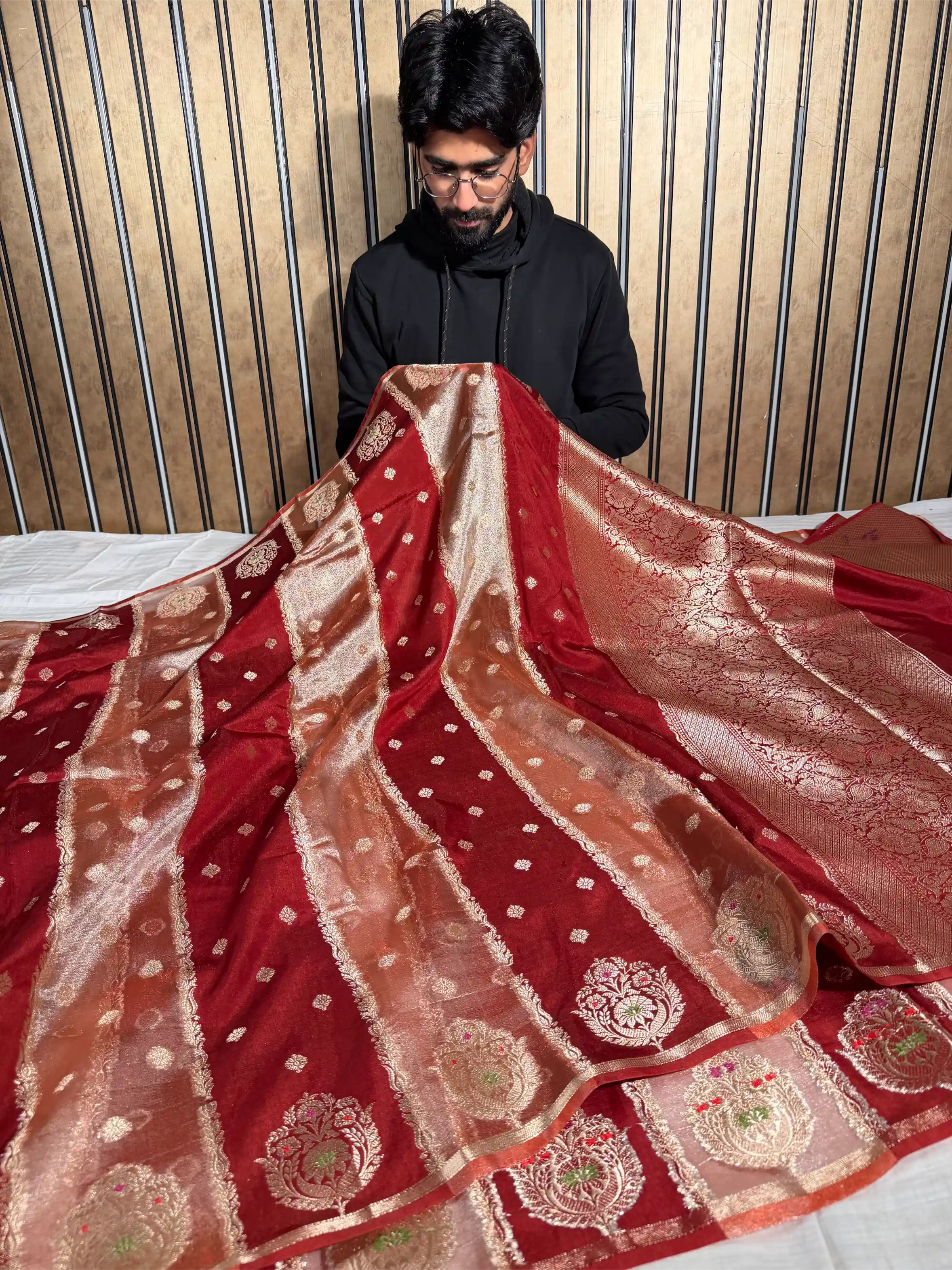 Light Maroon Chinia Tissue Silk Heritage Weave Banarasi Saree