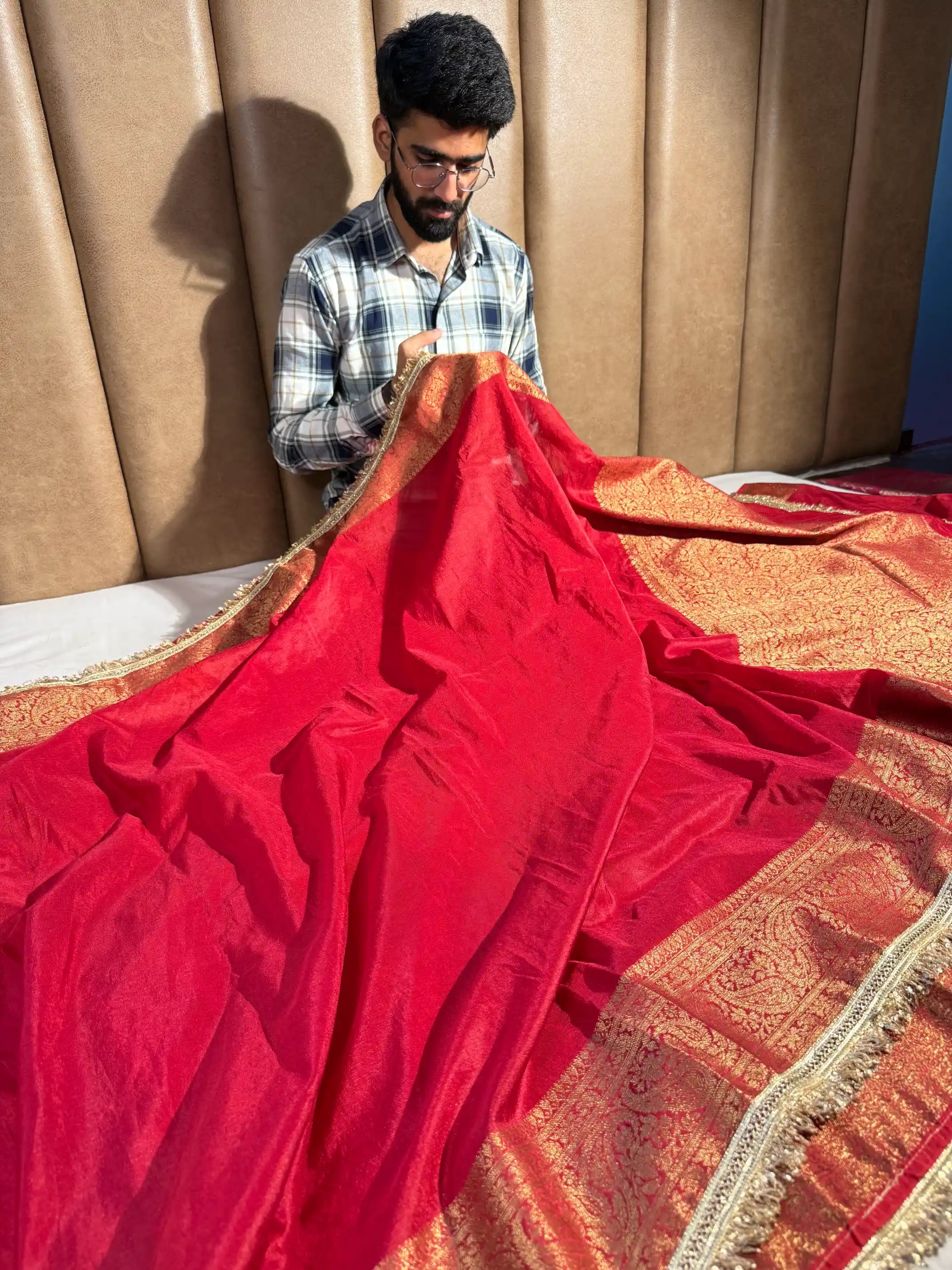 Light Maroon Chiniya Silk Designer Banarasi Saree