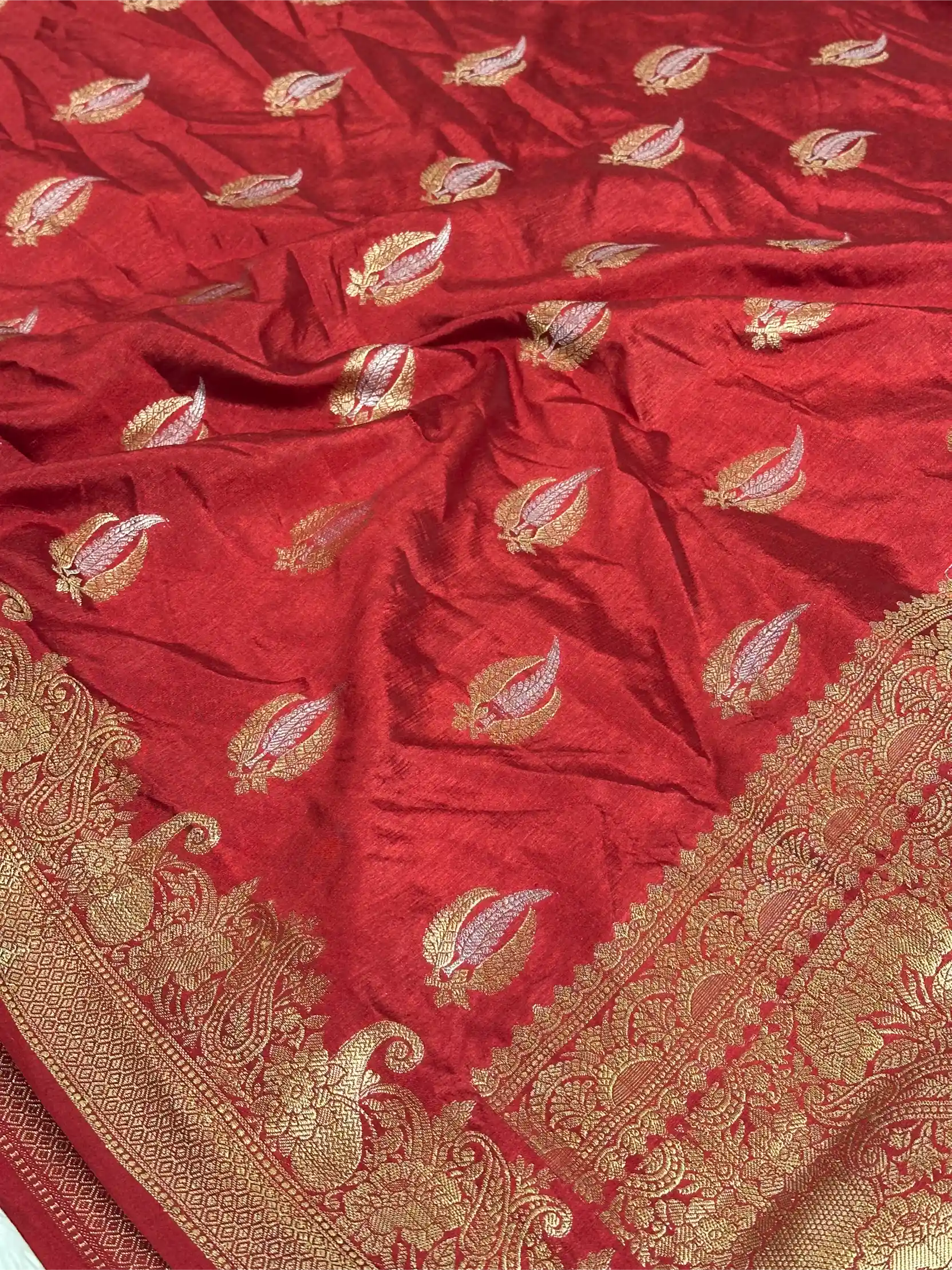 Light Maroon Shade Warm Silk Traditional Banarasi Saree
