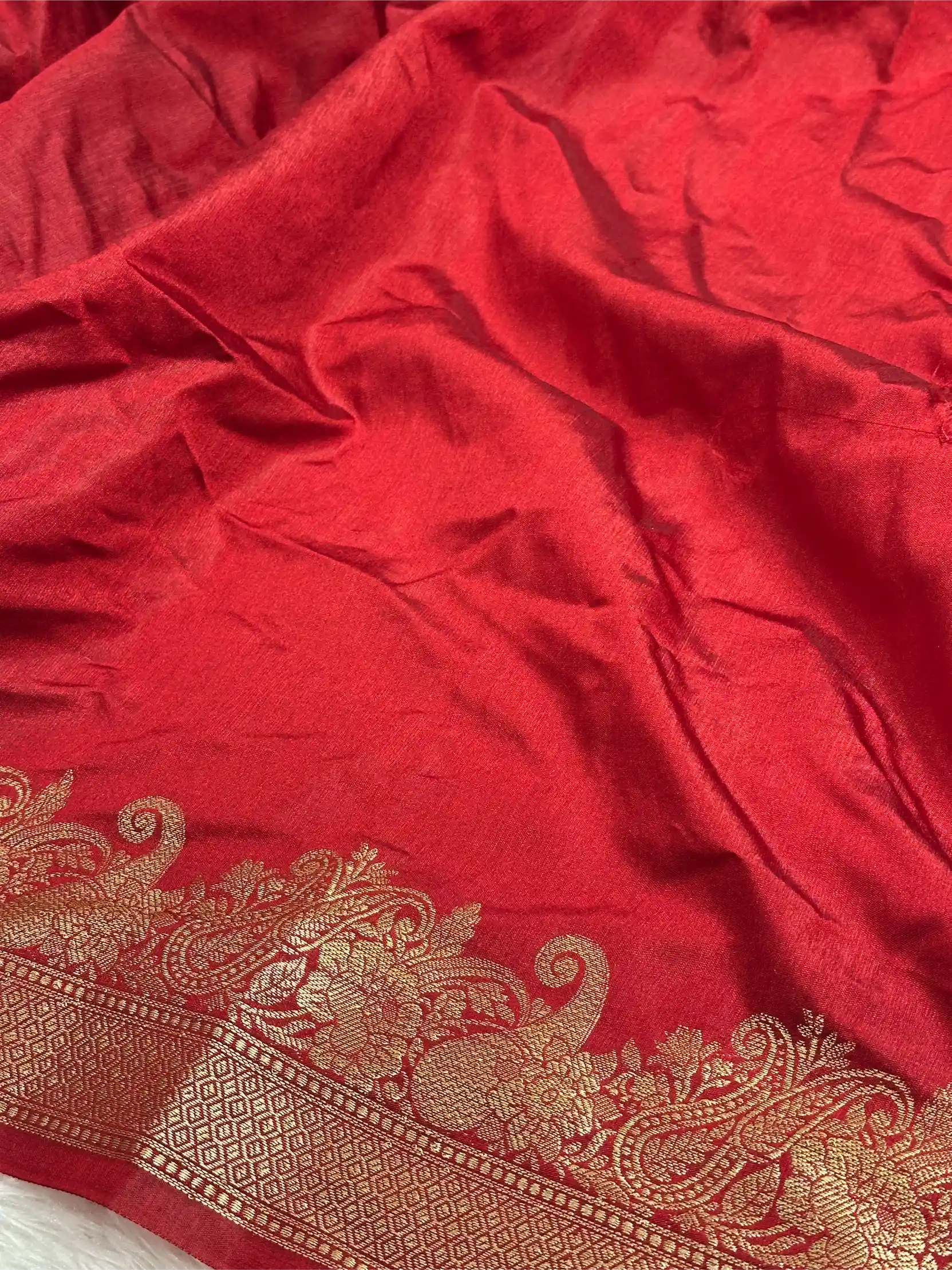 Light Maroon Shade Warm Silk Traditional Banarasi Saree
