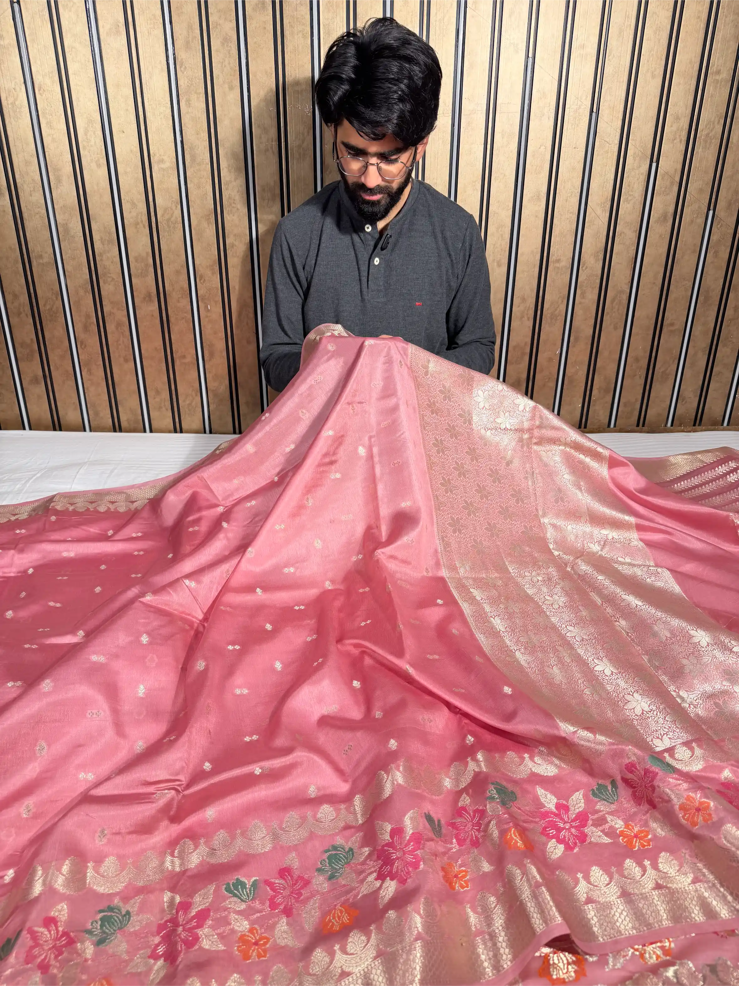 Light Mauve Raw Dupion Silk Contemporary Banarasi Saree