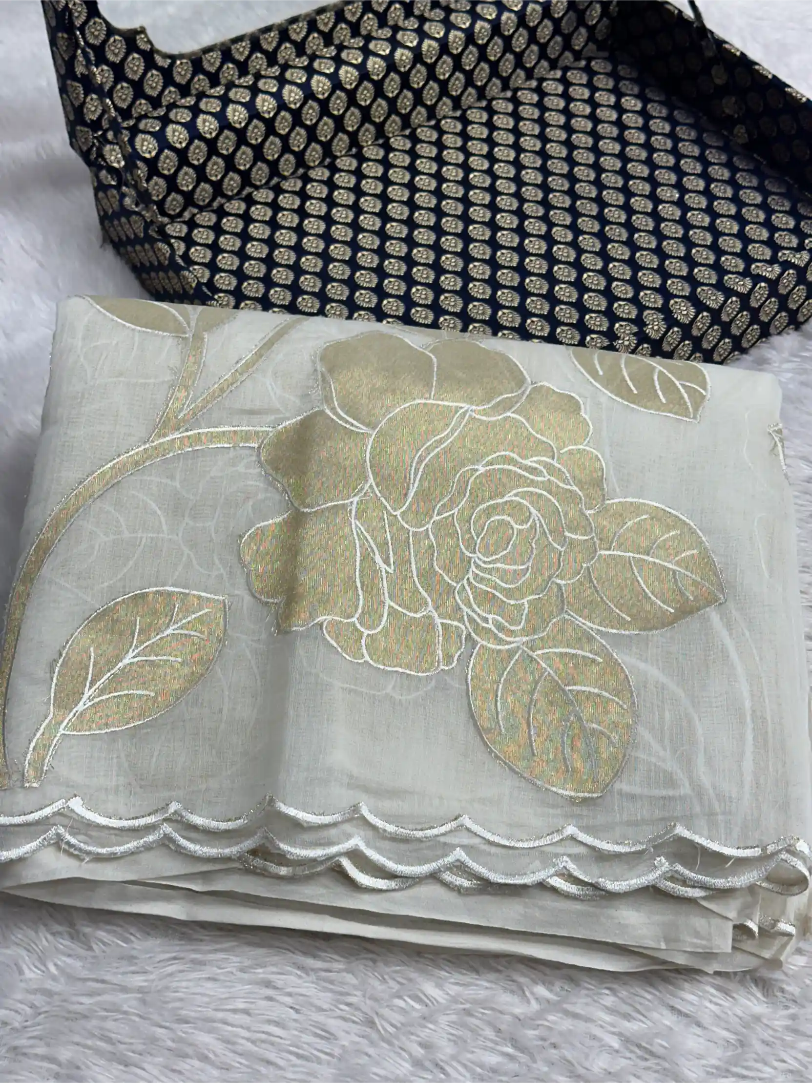 Light Cream Pure Mul Chanderi Appliqué Work Banarasi Saree