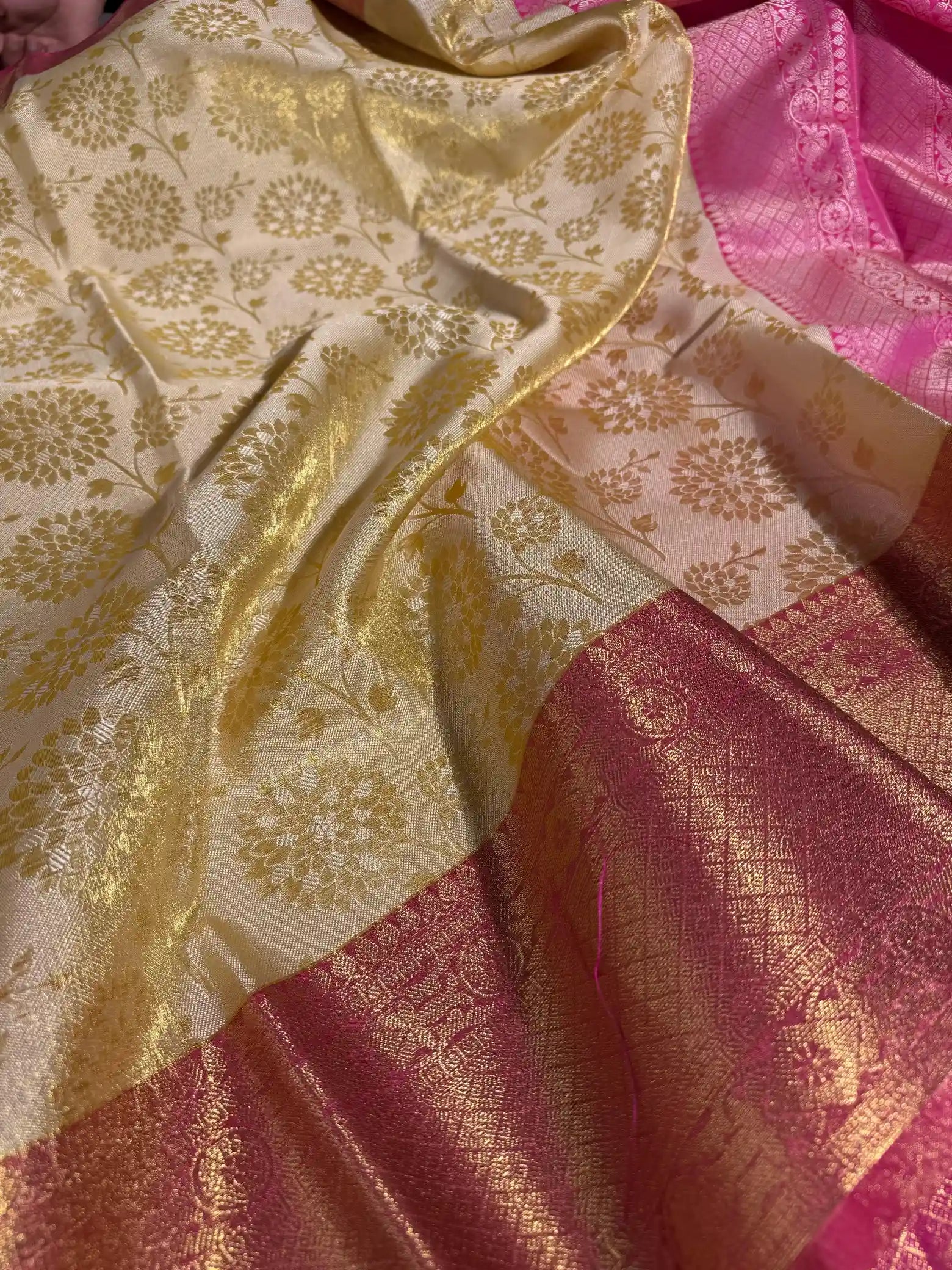 Light Gold Embossed Glass Tissue Silk Banarasi Saree
