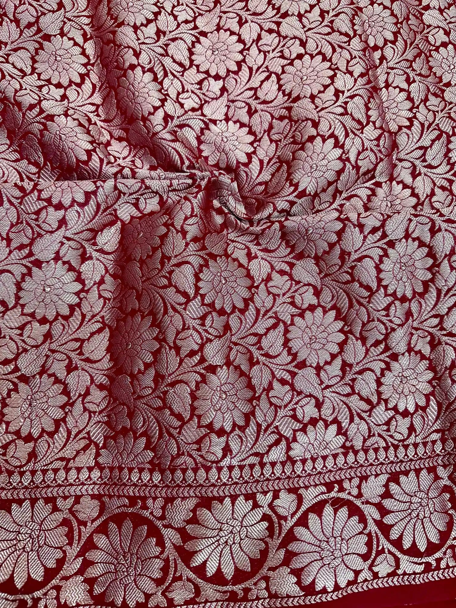 Light Maroon Exclusive Zig Zag Stripes Crepe Georgette Banarasi Saree