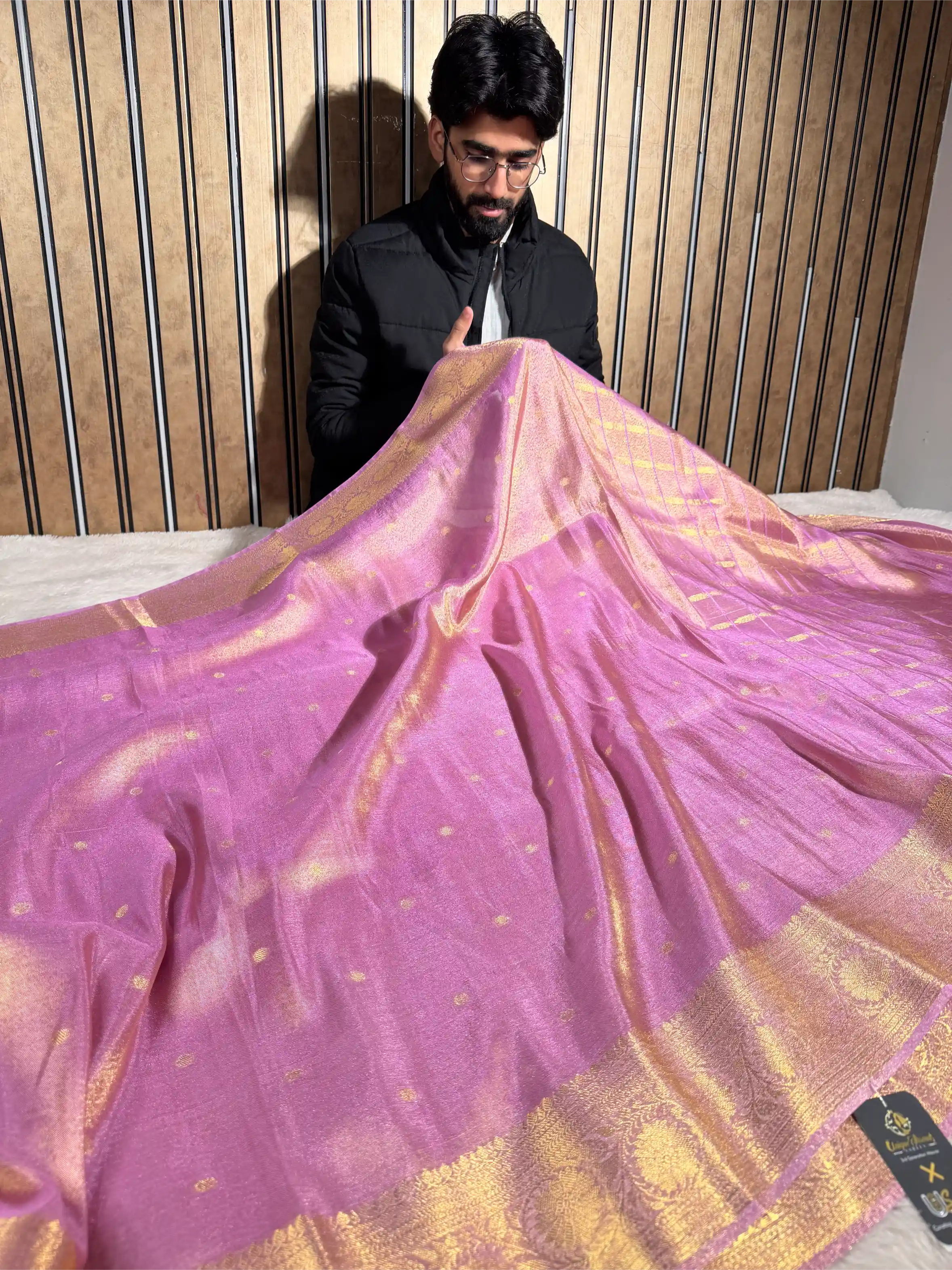 Lilac Pink Soft Breathable Tissue Silk Banarasi Saree