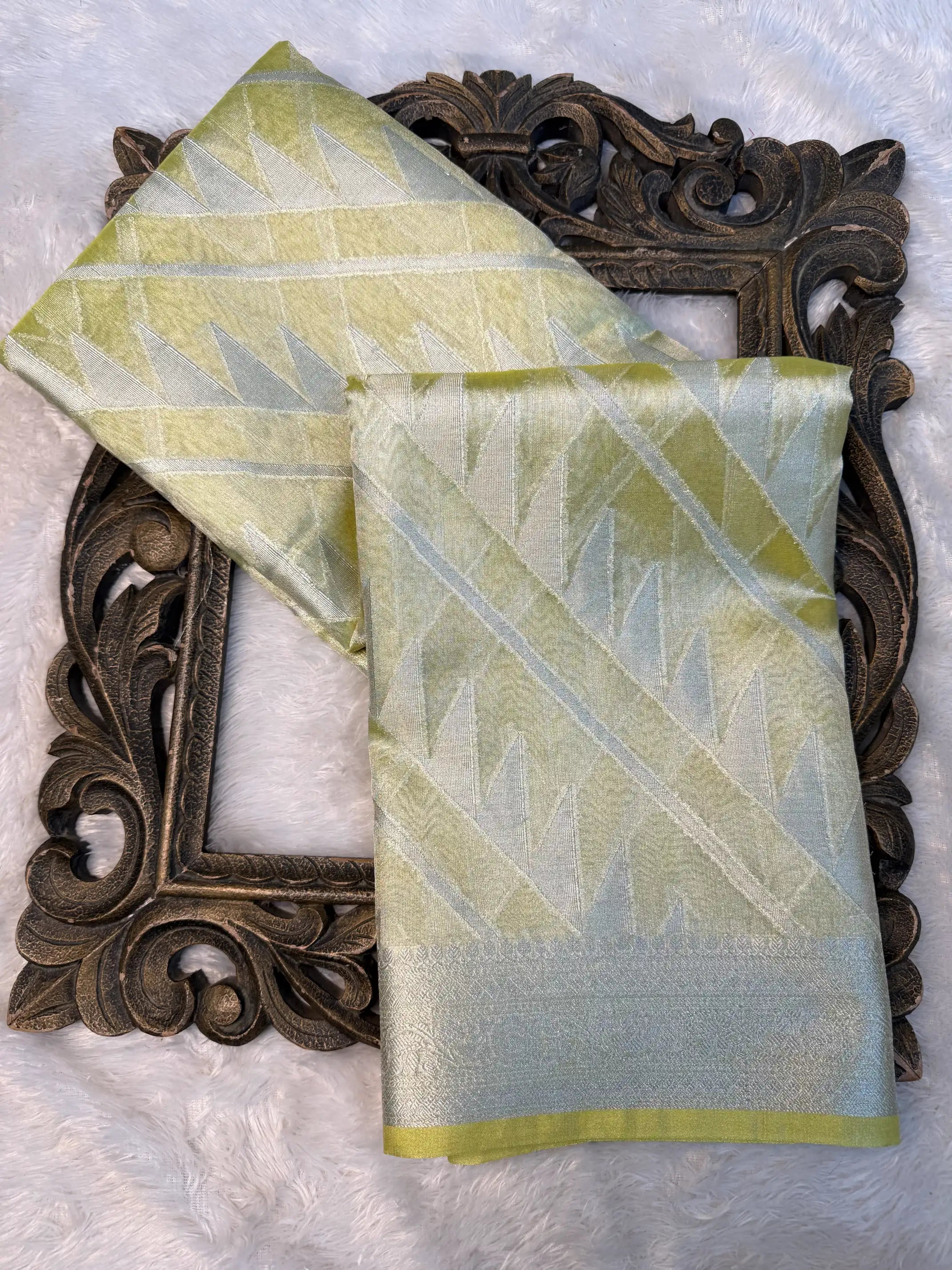 Contemporary Weave Kora Tissue Silk Banarasi Saree