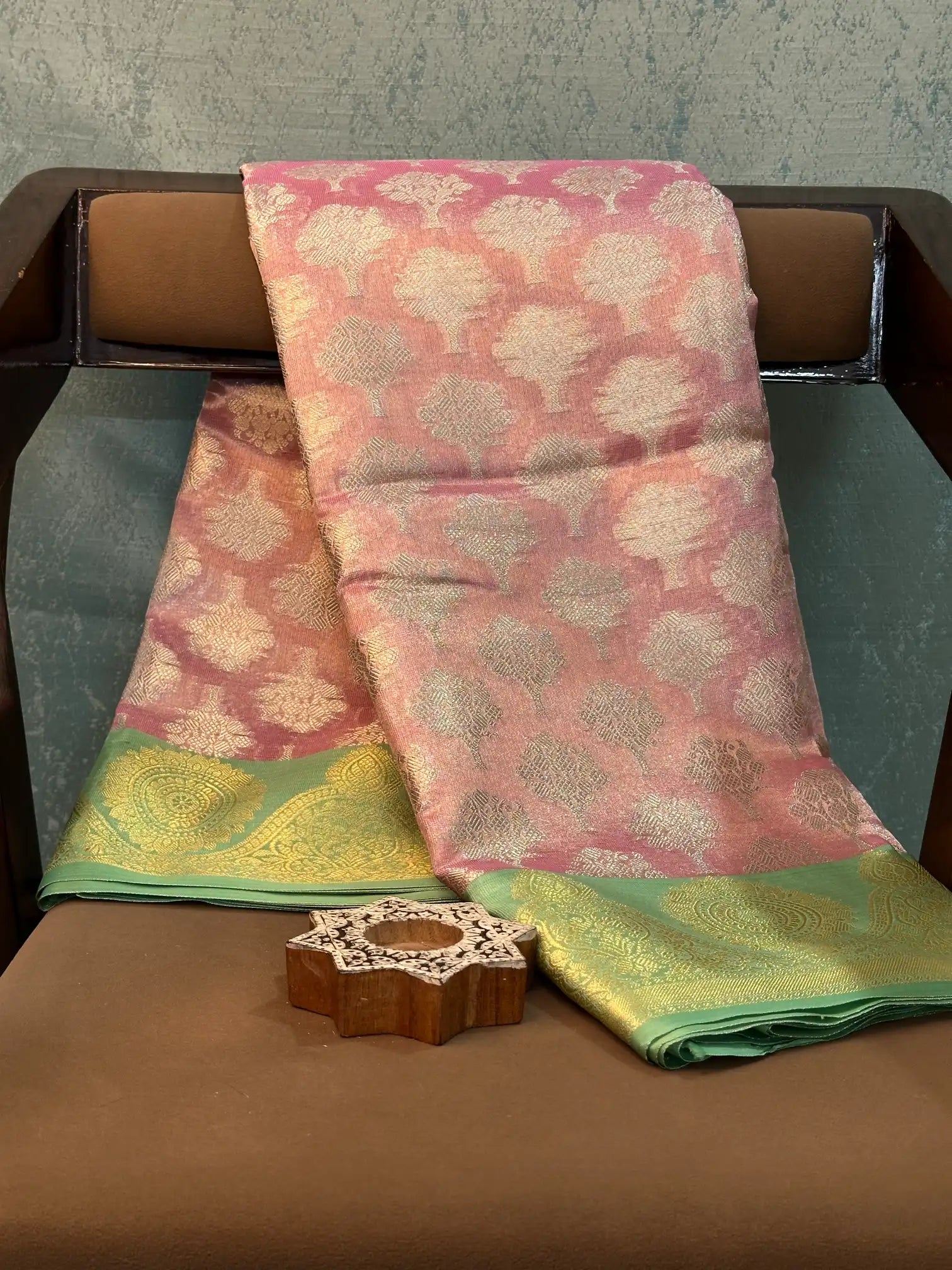 Eccentric Weave Softsilk Traditional Banarasi Saree