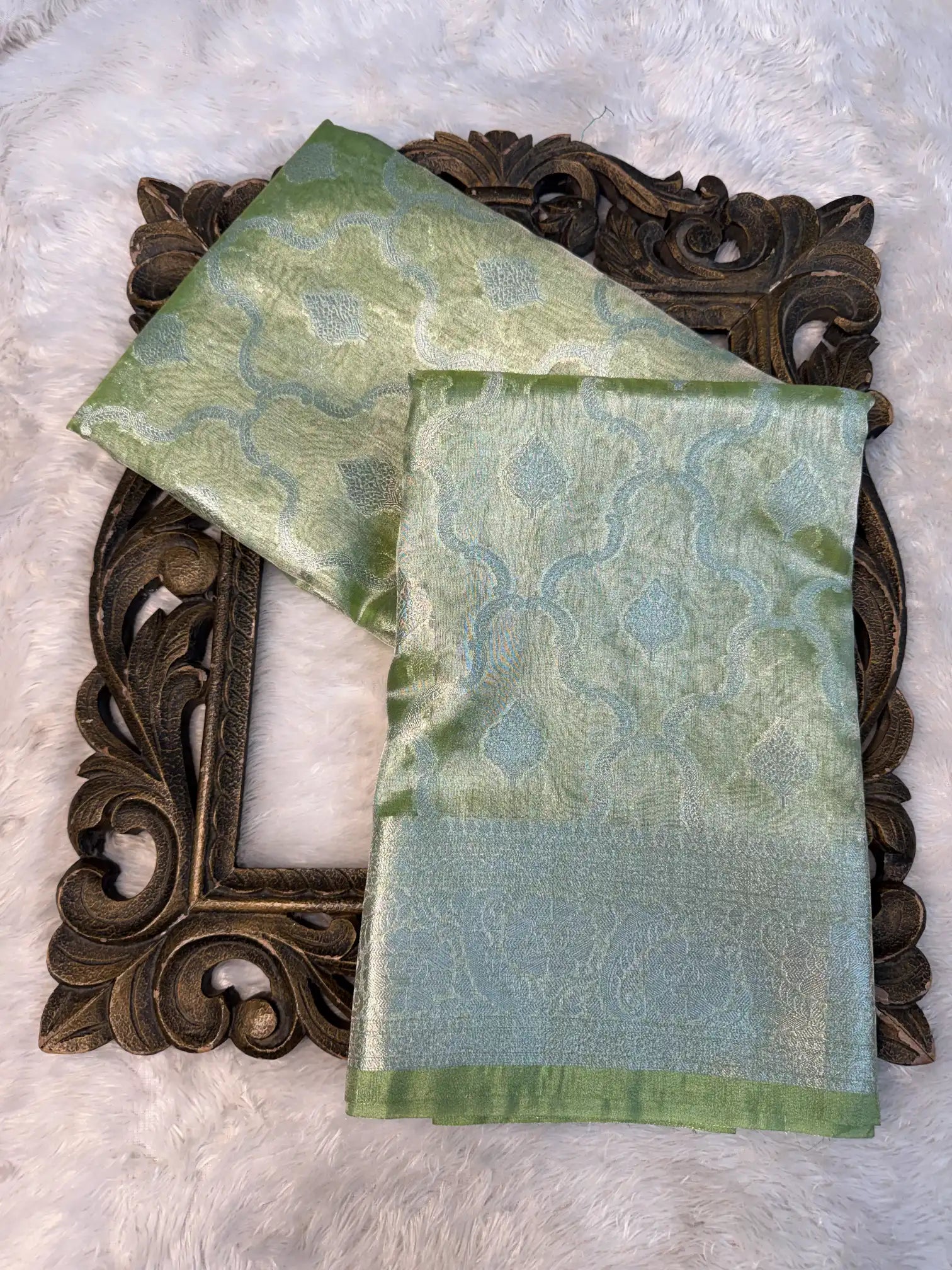 Contemporary Weave Kora Tissue Silk Banarasi Saree
