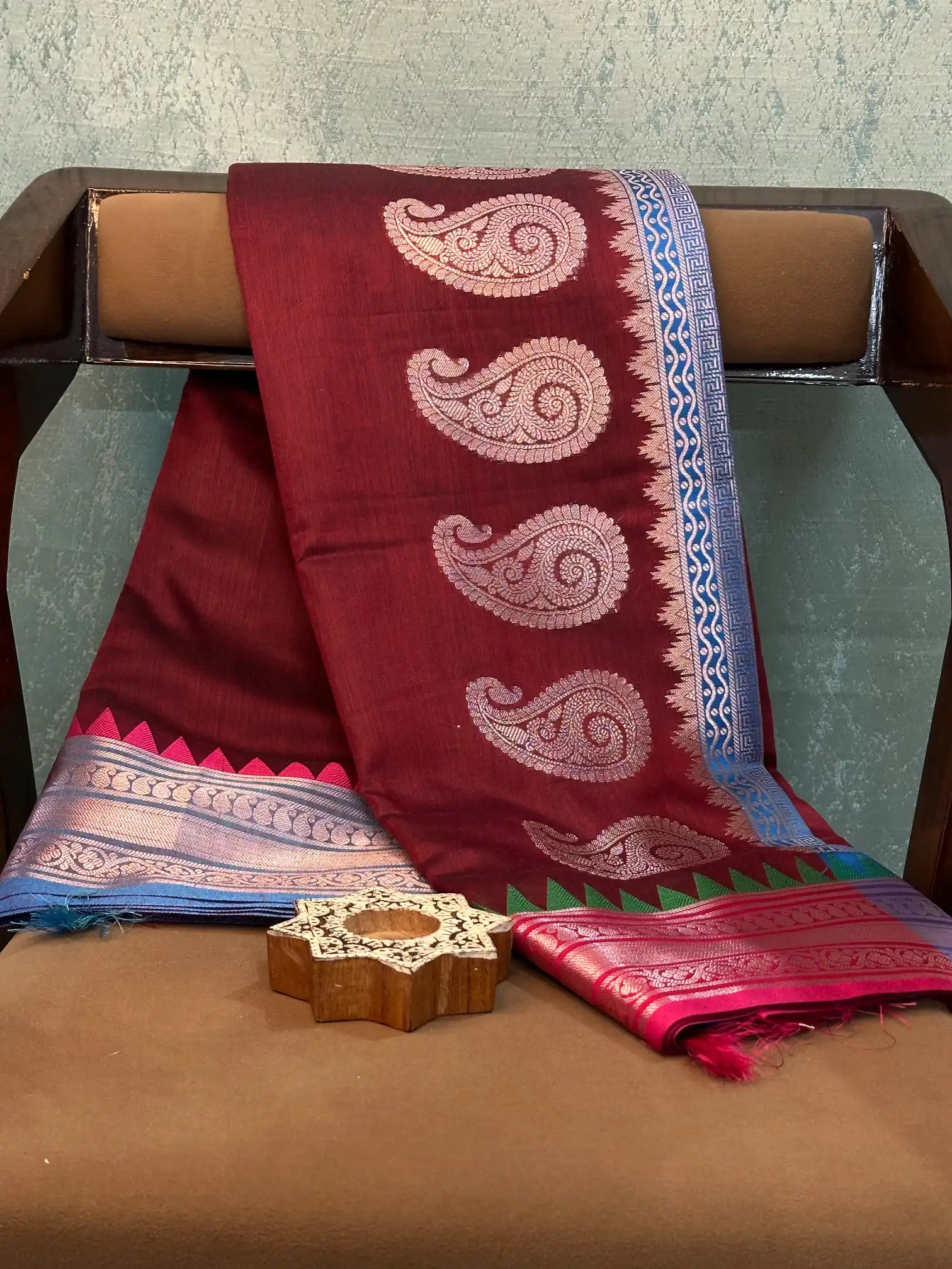 Eccentric Weave Softsilk Traditional Banarasi Saree