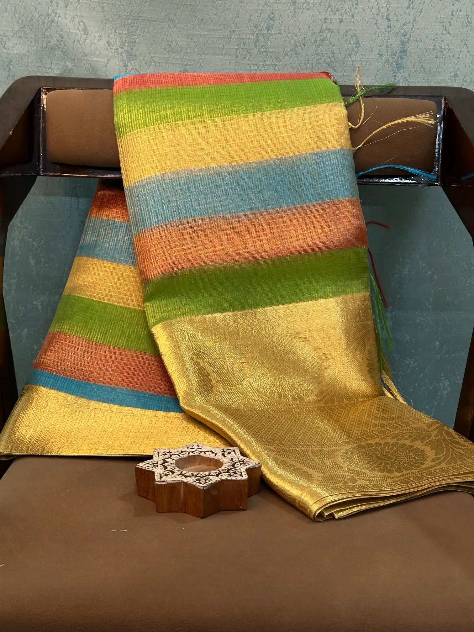 Eccentric Weave Softsilk Traditional Banarasi Saree