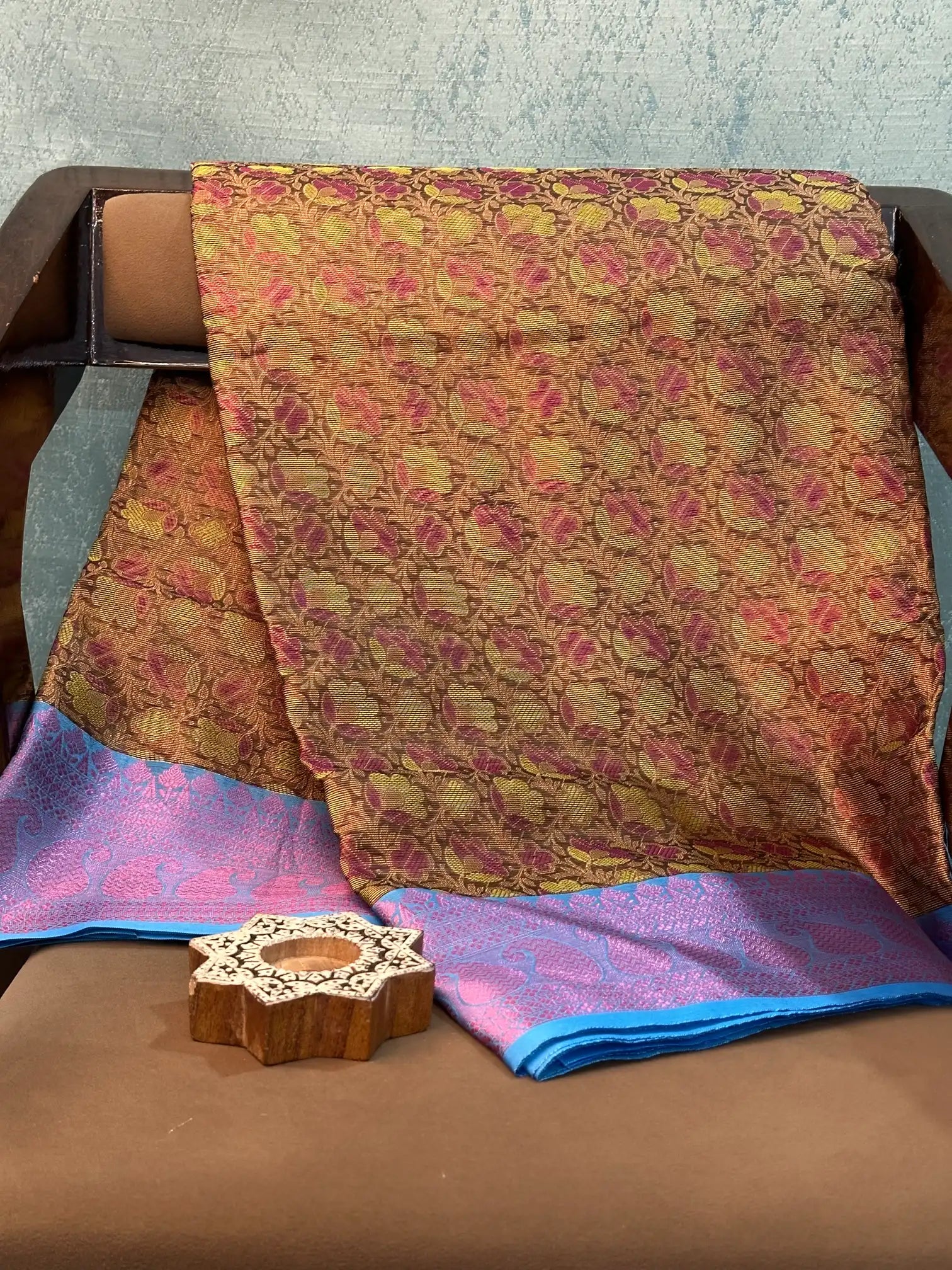 Eccentric Weave Softsilk Traditional Banarasi Saree